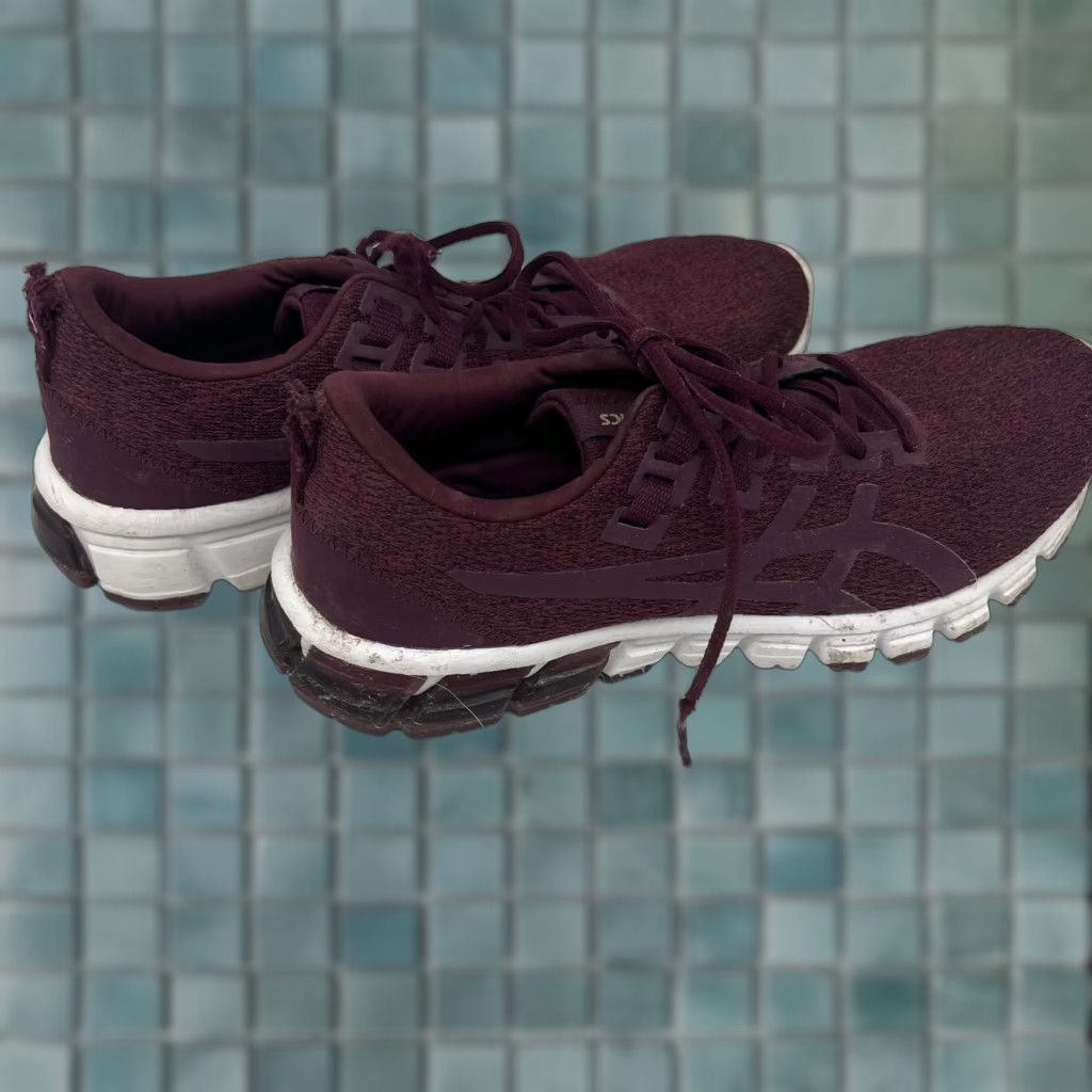 Asics ASICS Gel Quantum 90 Sneaker Women Red Low Top Running Shoes Size 9 Size M / US 6-8 / IT 42-44 - 1 Thumbnail