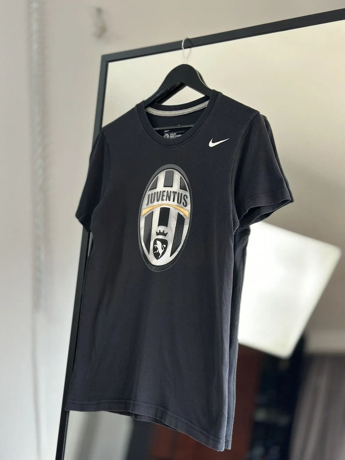 Nike Vintage Jersey Juventus nike black Ronaldo Soccer T-shirt Size US S / EU 44-46 / 1 - 5 Thumbnail