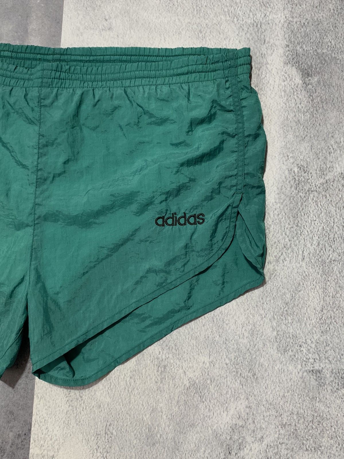Adidas × Vintage Vintage Adidas 90s shorts streetwear style size M Size US 32 / EU 48 - 2 Thumbnail