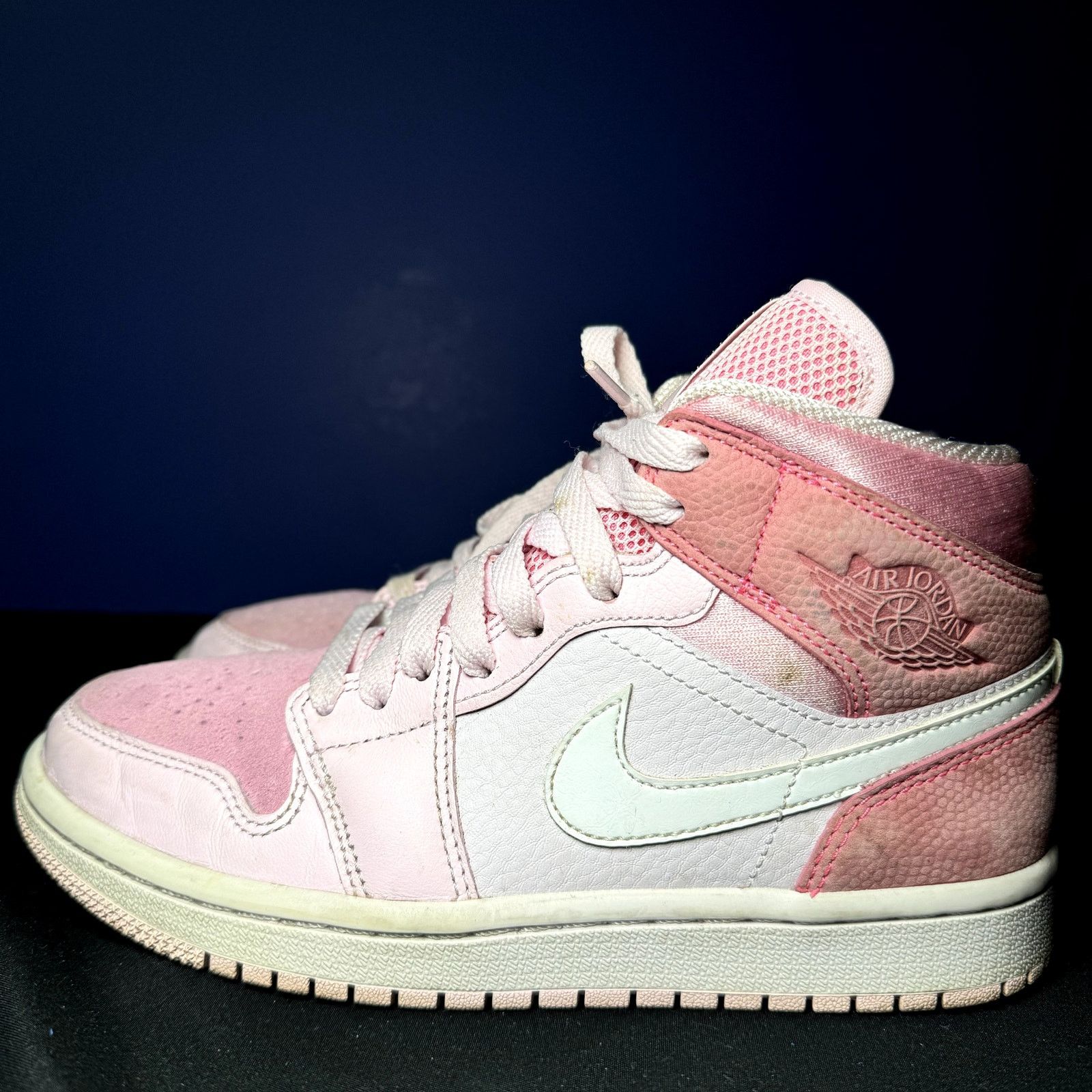 Jordan Brand × Nike Wmns Air Jordan 1 Mid Digital Pink Women's Shoes - Size 6 Size US 6 / IT 36 - 8 Thumbnail