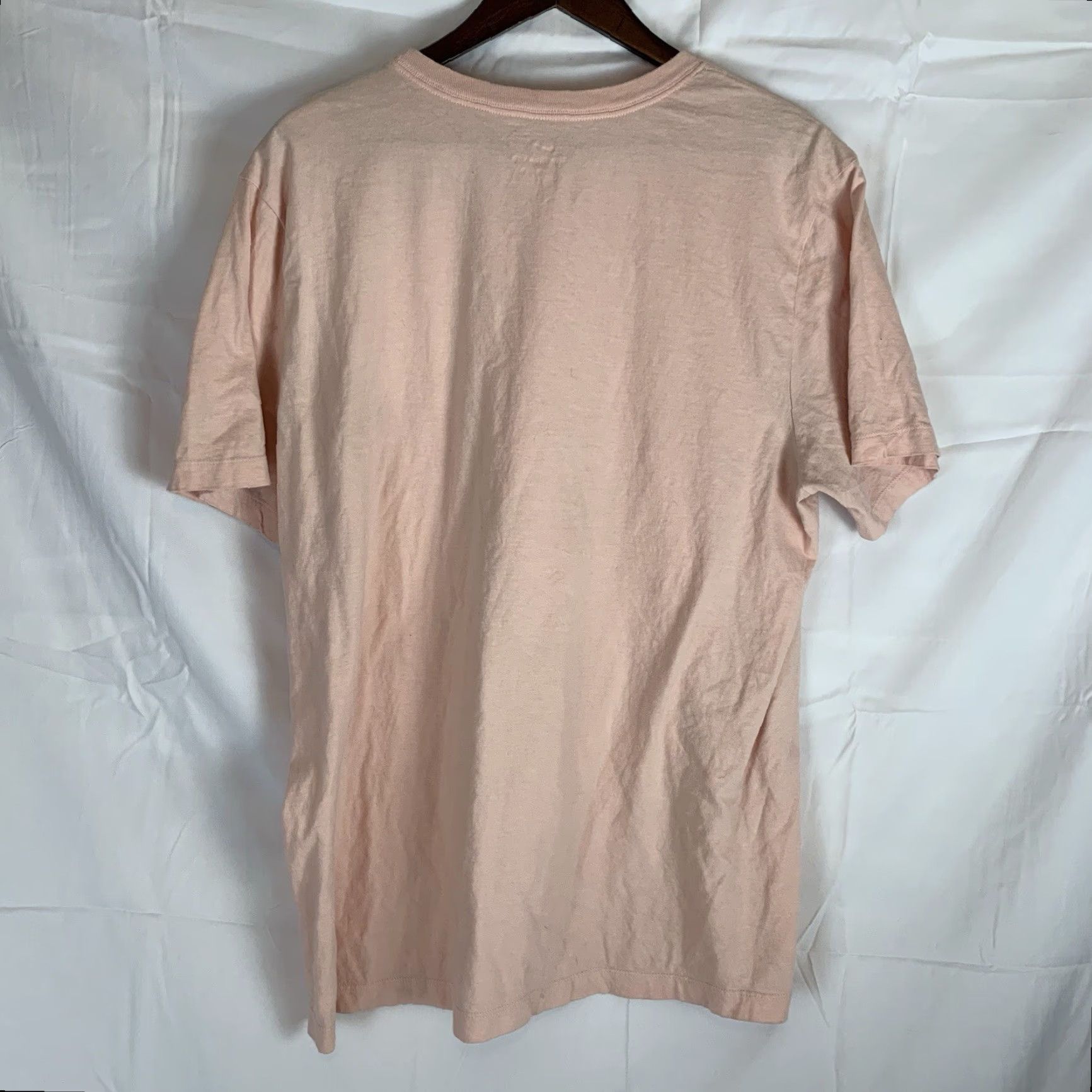 Nike VINTAGE Nike Air Tee Pink XL T-Shirt Men Regular Fit Short Sleeve Crew Neck Logo Sportswear 1980s Retro Graphic Tee Men Size US XL / EU 56 / 4 - 7 Thumbnail