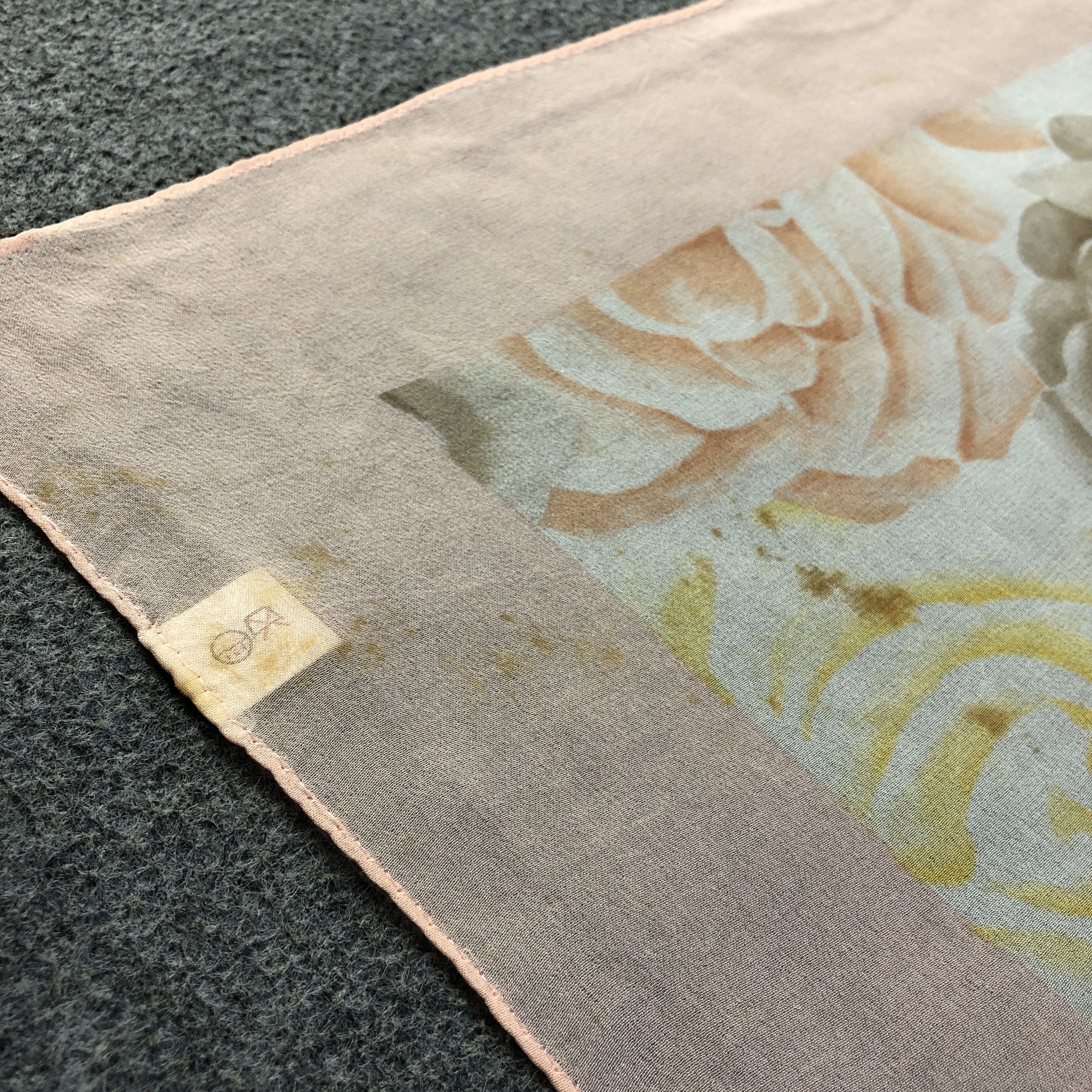 Hardy Amies Hardy Amies Floral Luxury Silk Scarf M1006 Size ONE SIZE - 9 Thumbnail