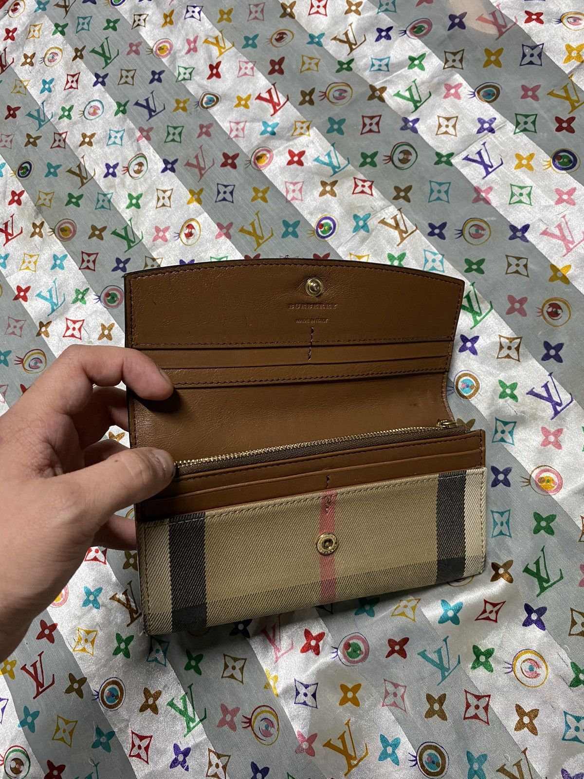 Burberry Burberry Beige plaid Long Wallet Preowned Size ONE SIZE - 3 Thumbnail