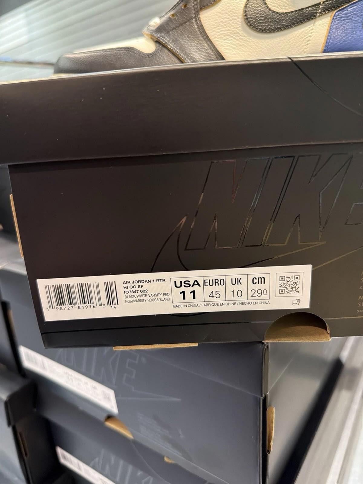 Jordan Brand Air Jordan 1 x Union x Fragment Black and Varsity Red 11 Size US 11 / EU 44 - 10 Thumbnail