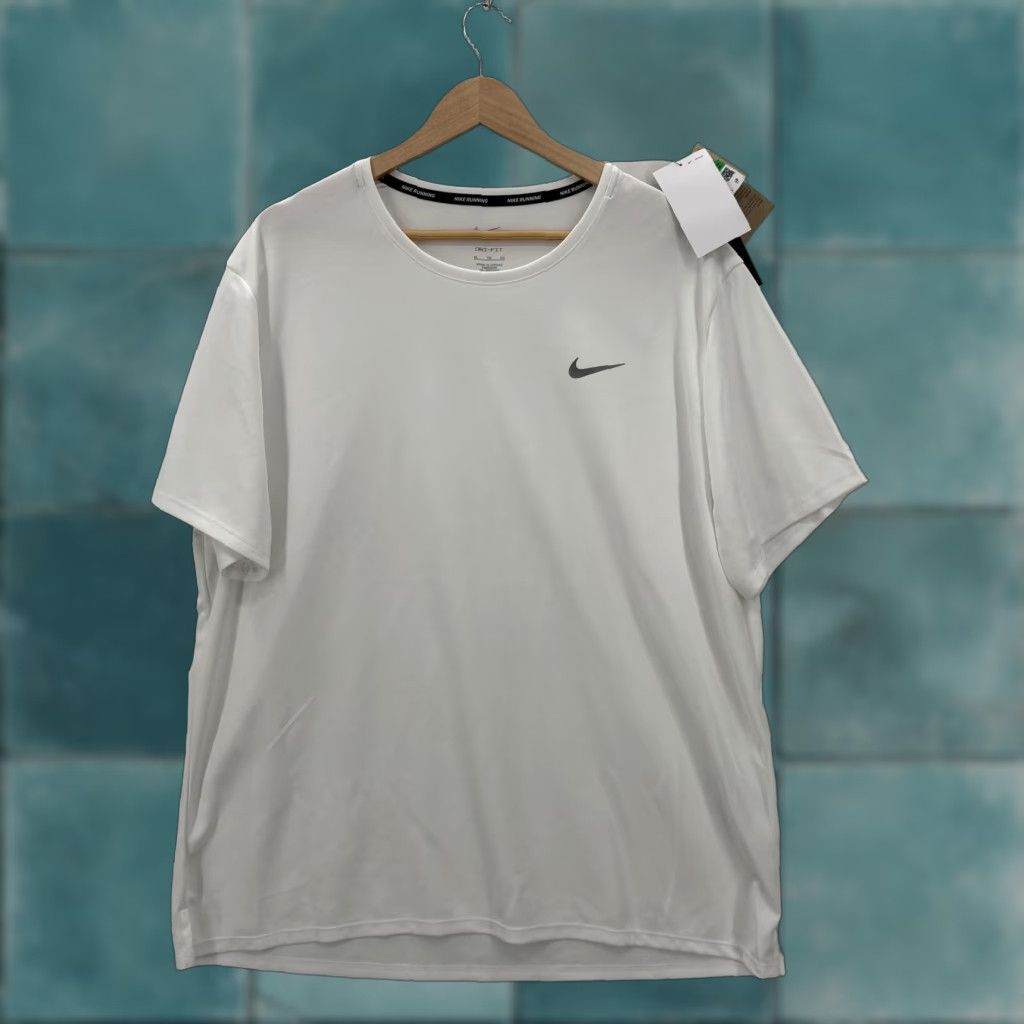 Nike Nike Dri-FIT Running Shirt Mens XL White Short Sleeve UPF 40+ Athletic Training Size US XL / EU 56 / 4 - 1 Thumbnail