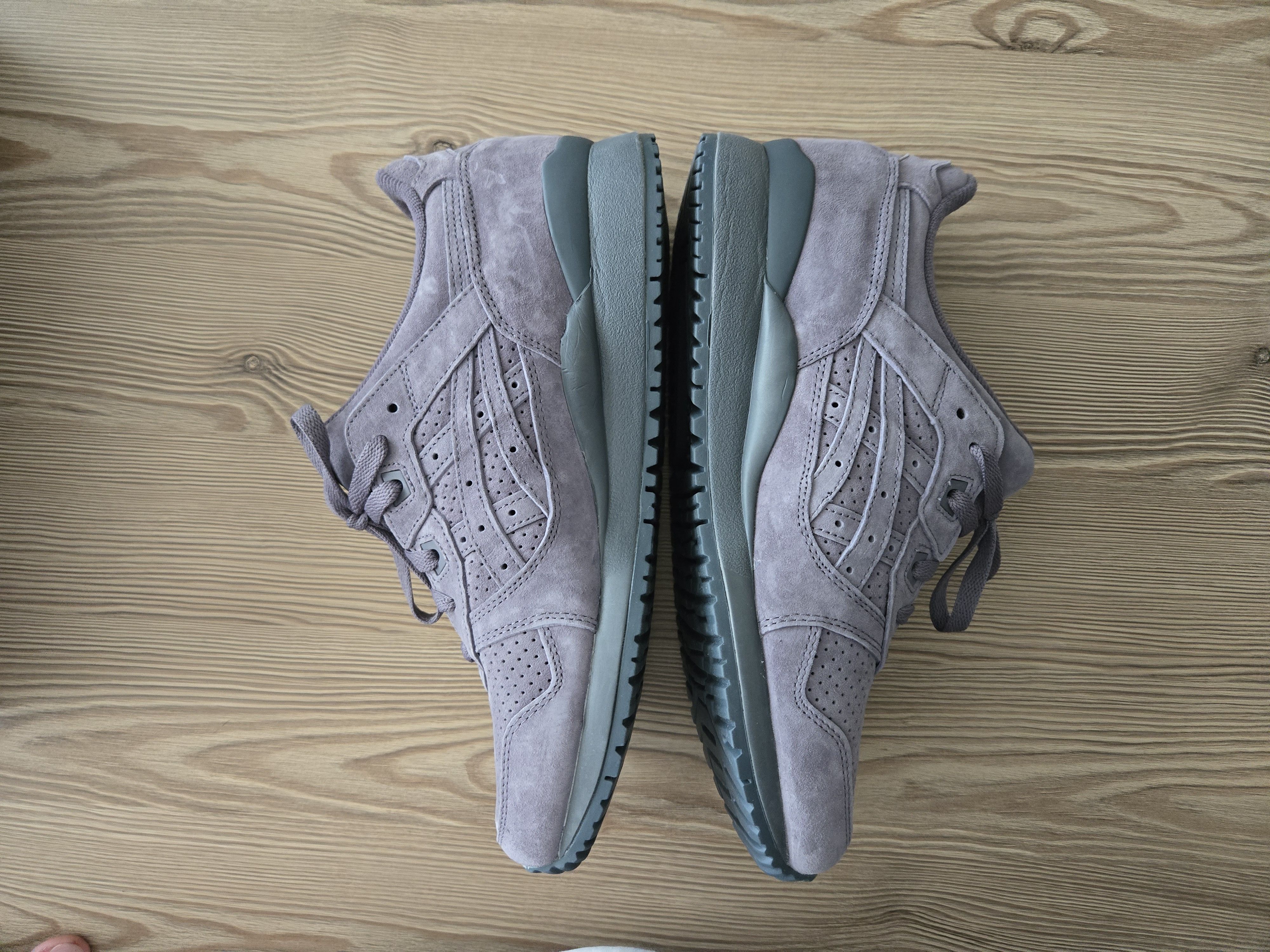 Asics × Kith GEL LYTE III OG monsoon Size US 9.5 / EU 42-43 - 6 Thumbnail