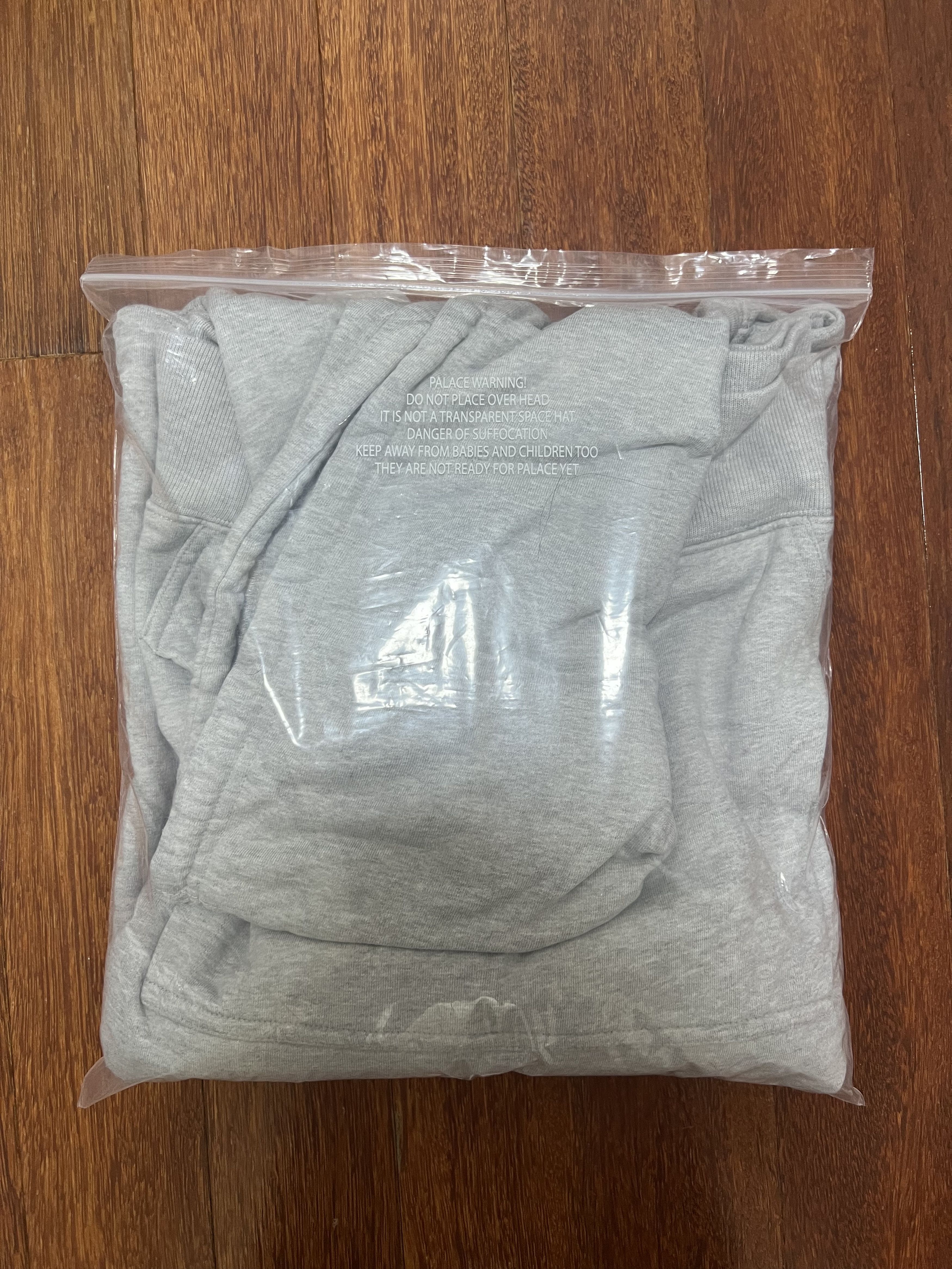 Palace 💚 2019 Palace Flocka P3 Hoodie Grey Marl Large NEW Size US L / EU 52-54 / 3 - 12 Thumbnail