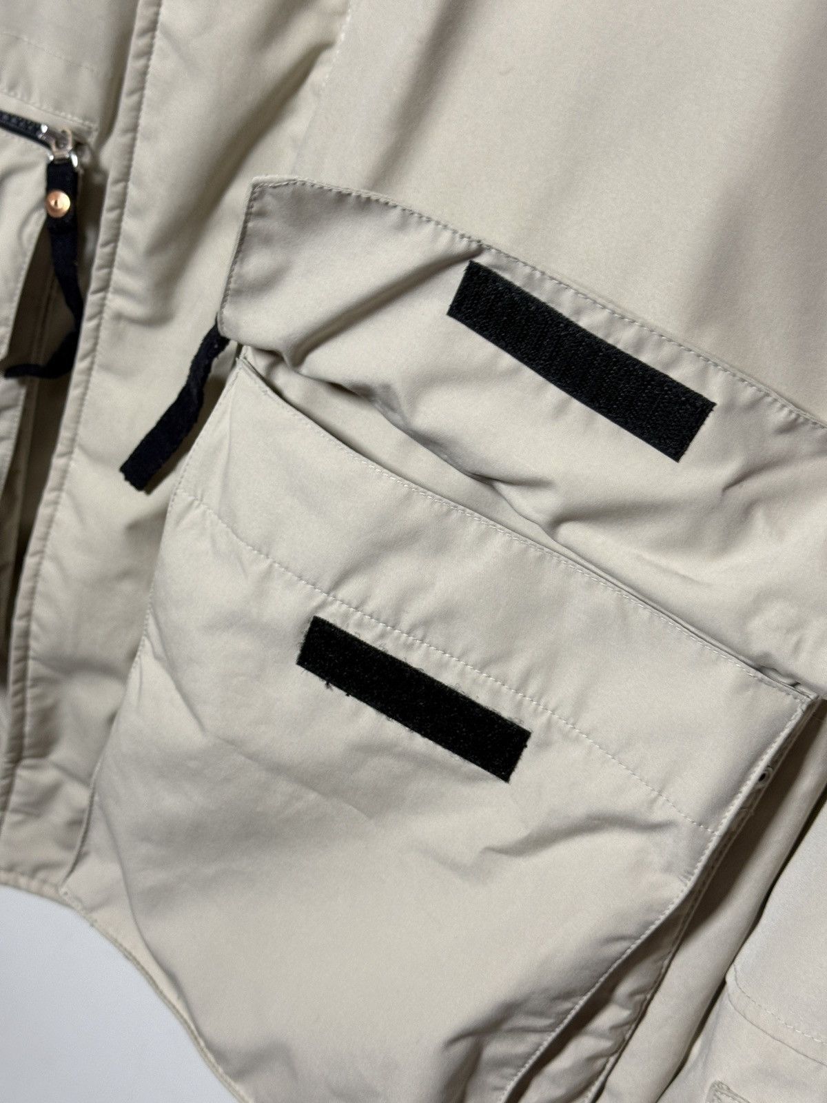 Giorgio Armani Armani Shimmer Nylon Multipocket Transformer Field Parka Size US L / EU 52-54 / 3 - 13 Thumbnail