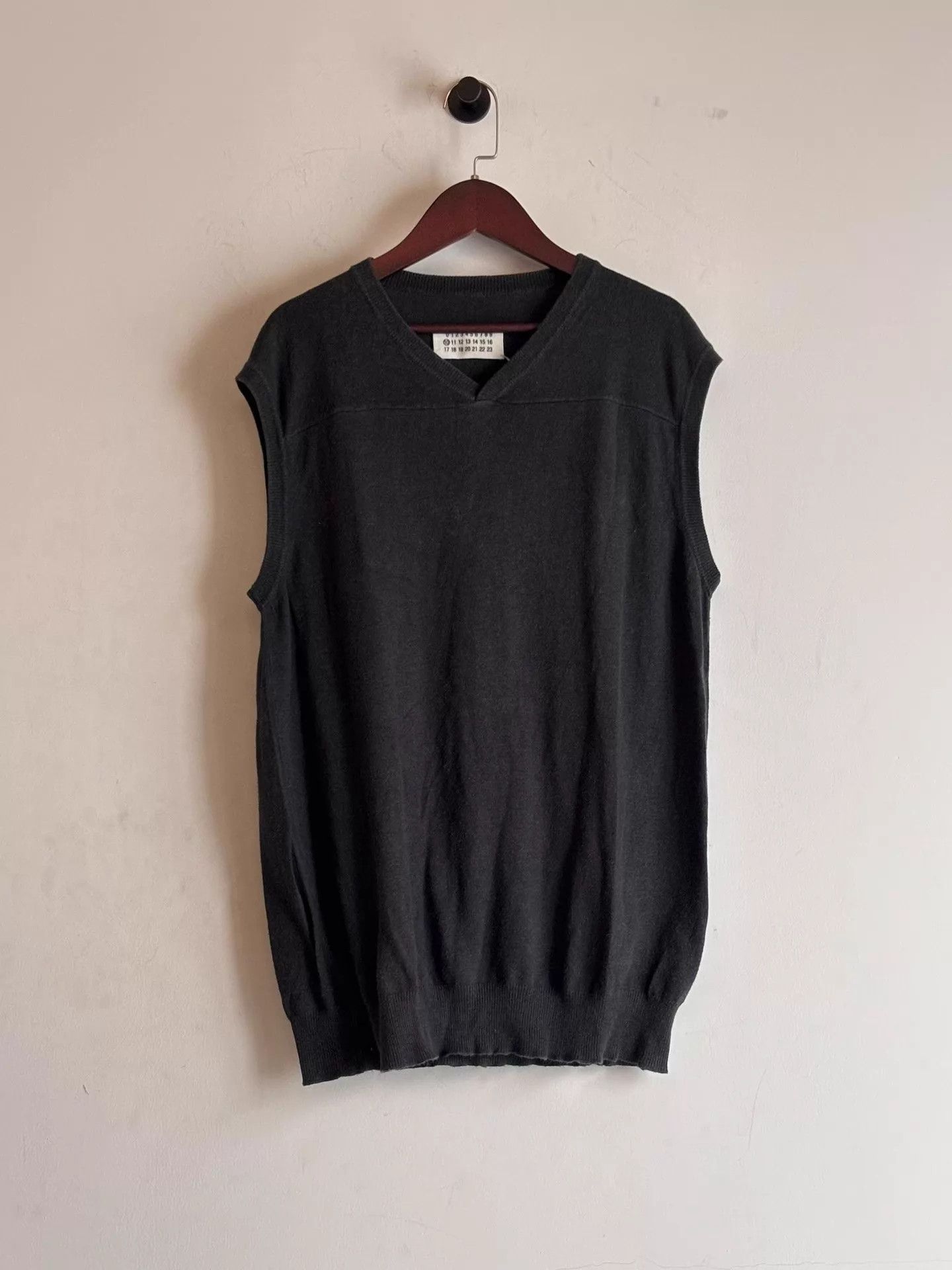 Maison Margiela Maison Margiela S10 Vintage Wash Sleeveless Vest M Size US M / EU 48-50 / 2 - 2 Thumbnail