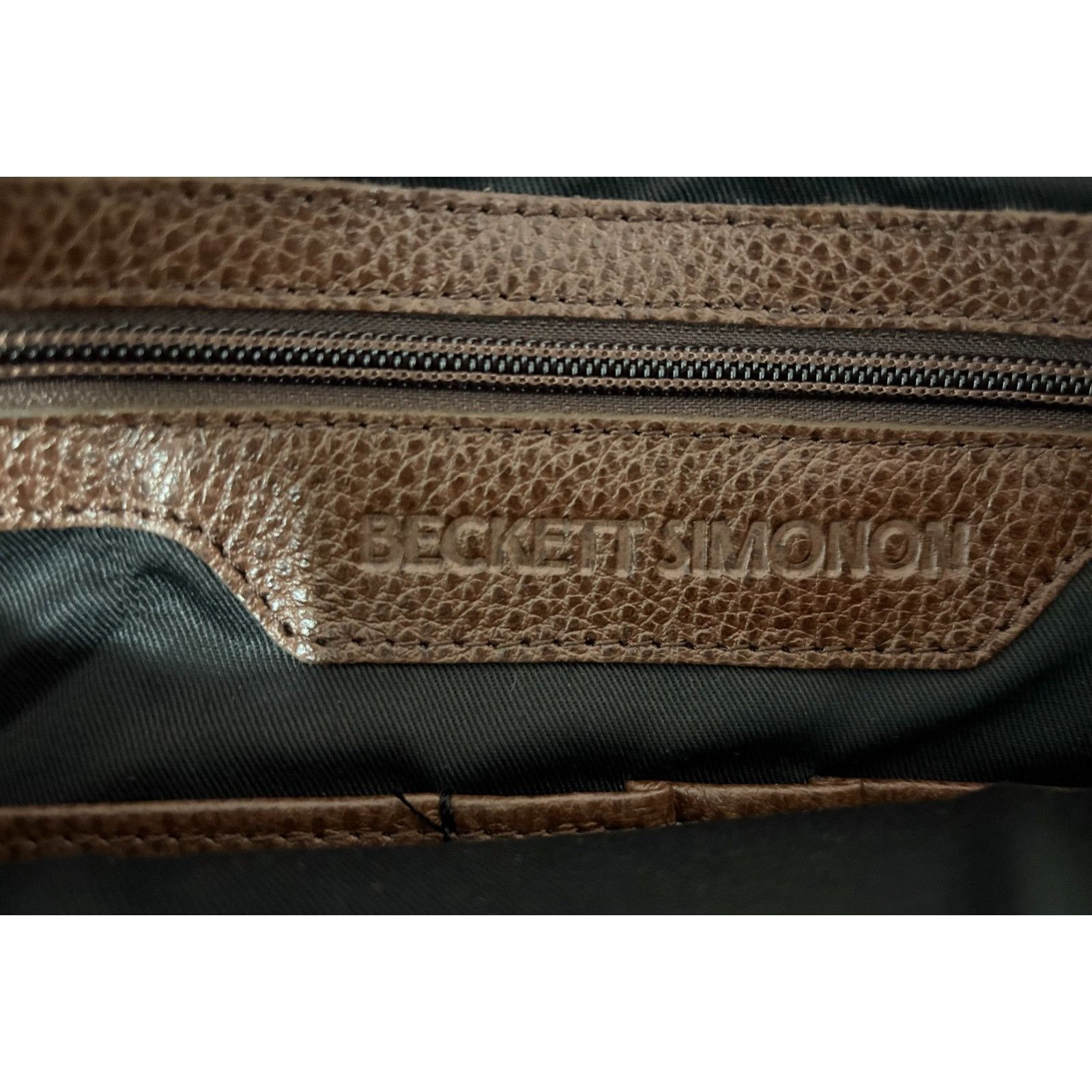 Beckett Simonon Gaston Pebble Leather Messenger Bag Color Da in Brown, Men's — image 6 of 6