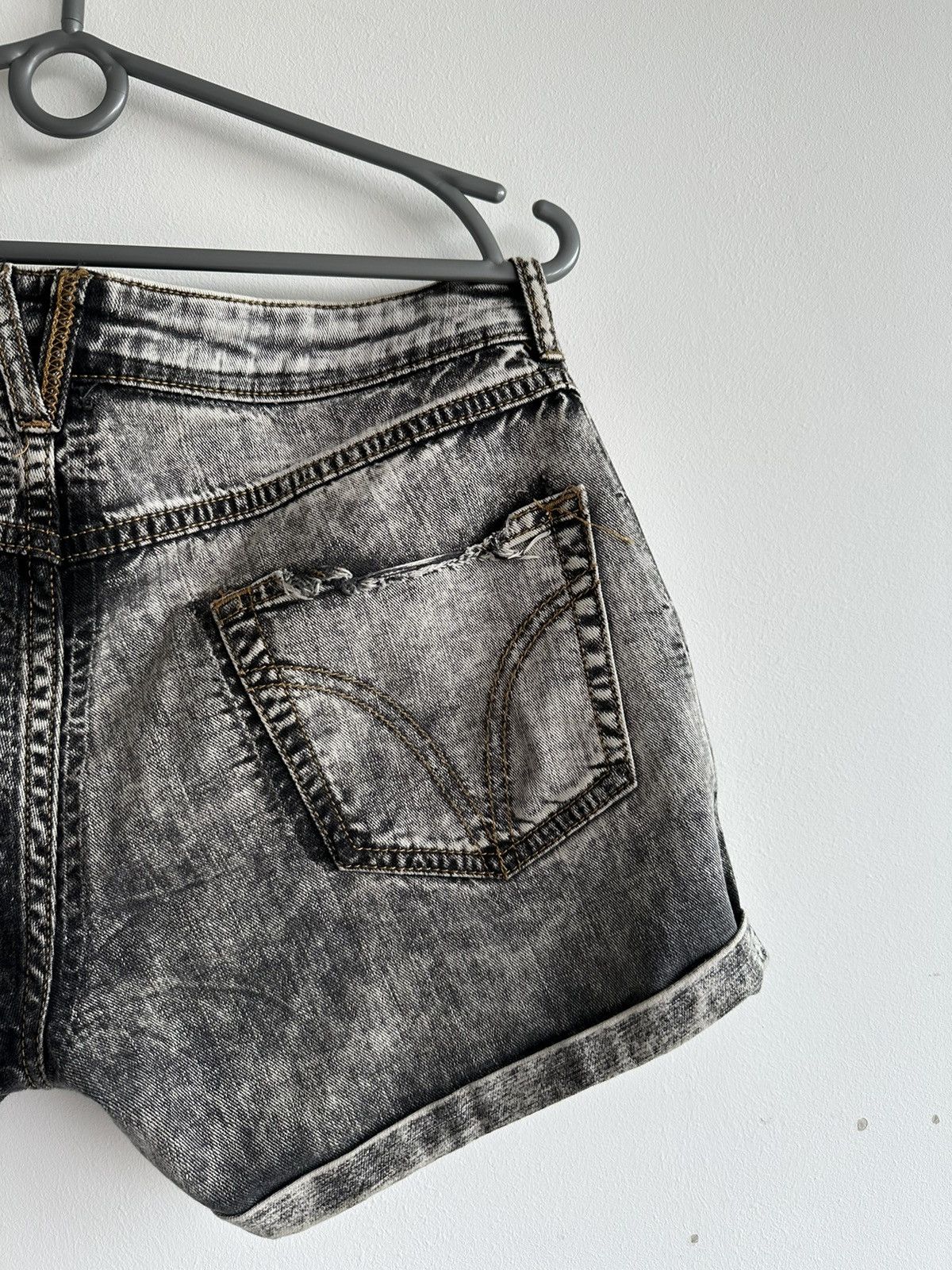 Dolce & Gabbana DOLCE&GABBANA Distressed Shorts Denim Pockets Grey Size 32 Size 32" / US 10 / IT 46 - 8 Thumbnail