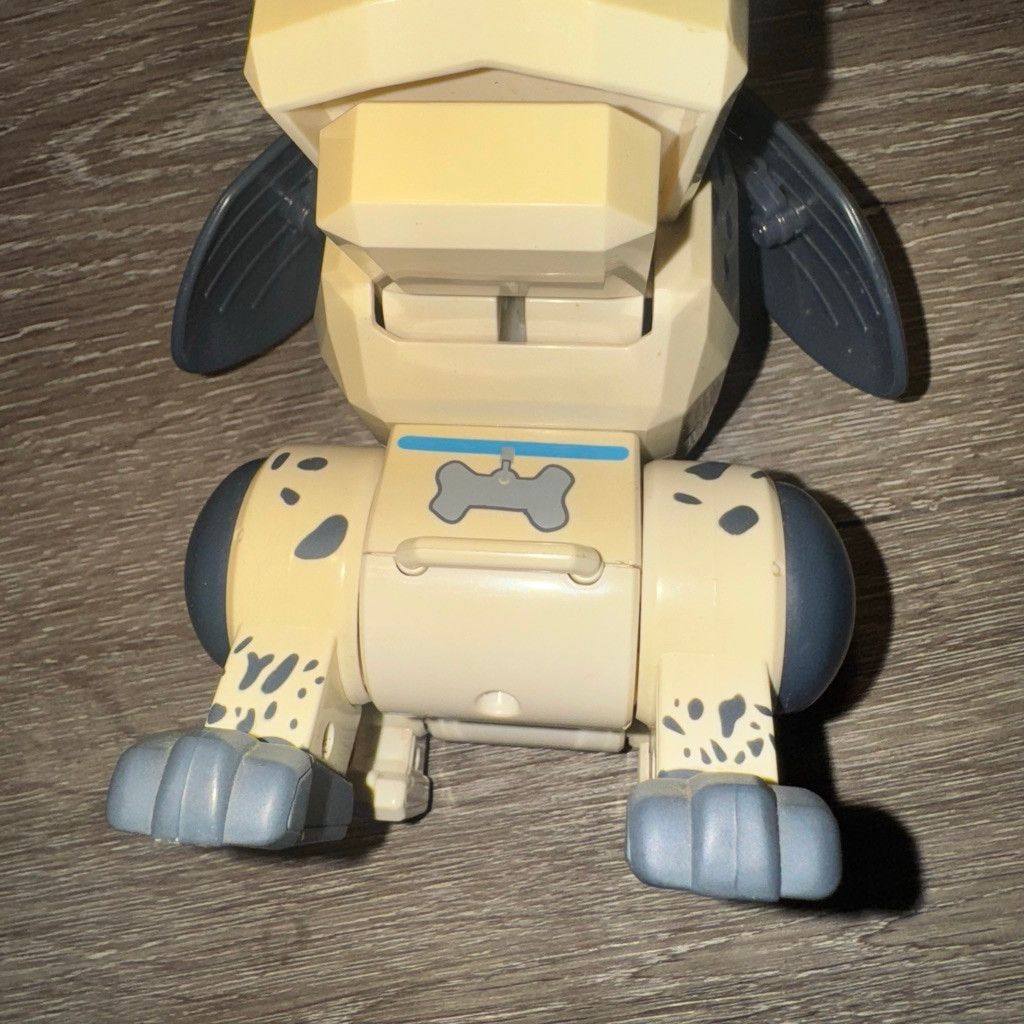 Disney Y2K 2000 Sega Tiger Electronics 102 Dalmatians Robot Dog Size ONE SIZE - 8 Thumbnail