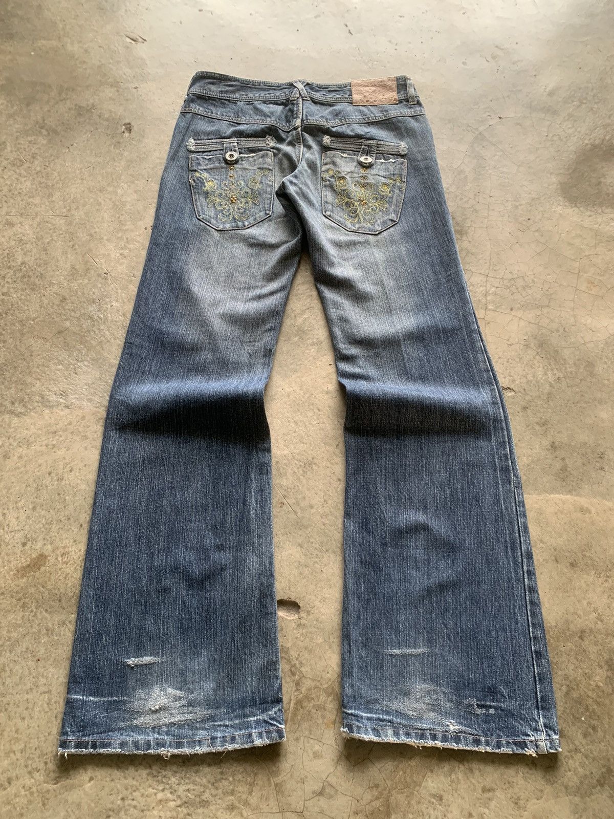 Japanese Brand Kissmark Japan Low Rise Flared Jeans Size US 32 / EU 48 - 2 Thumbnail