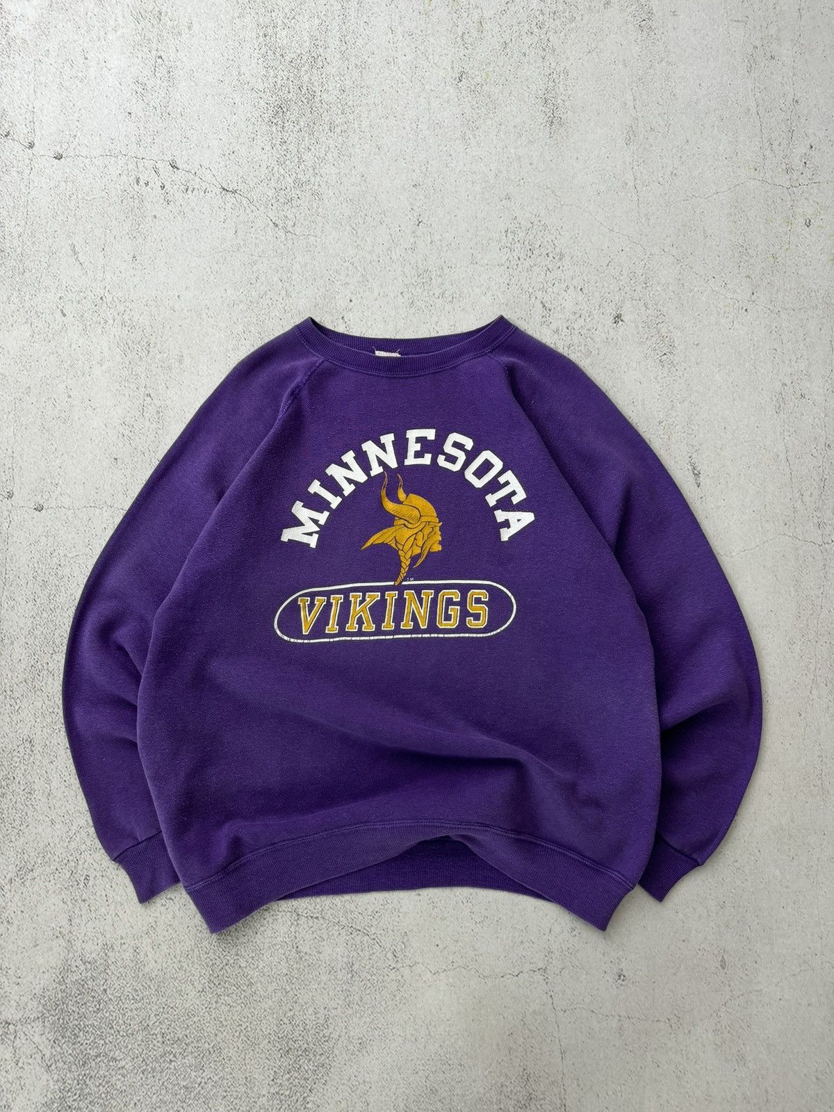 Champion × NFL × Vintage Champion Vintage Minnesota Vikings Made in USA Sweatshirt Size US M / EU 48-50 / 2 - 1 Thumbnail