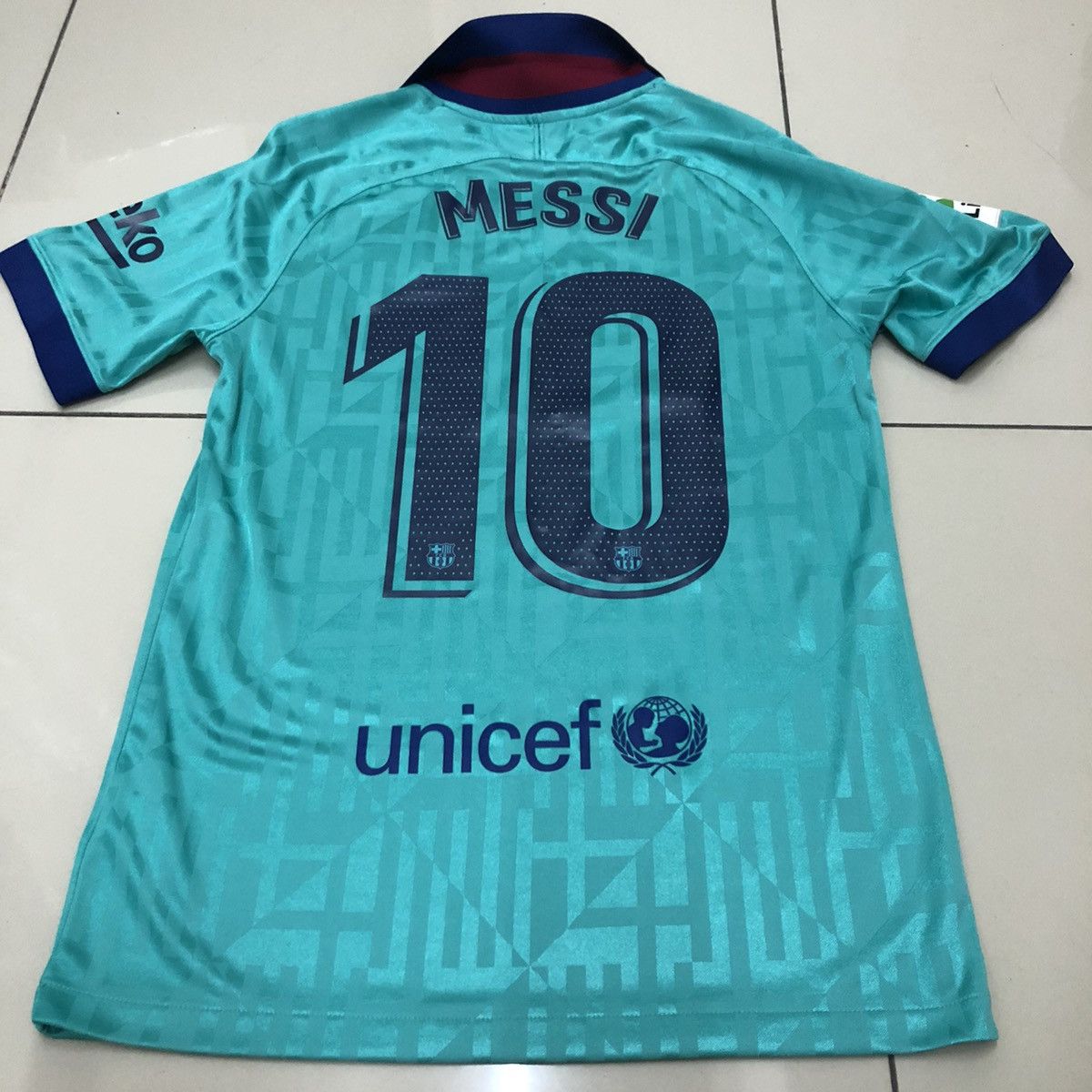 Nike Barcelona 19/20 third away shirt #10 Messi Size US S / EU 44-46 / 1 - 2 Thumbnail
