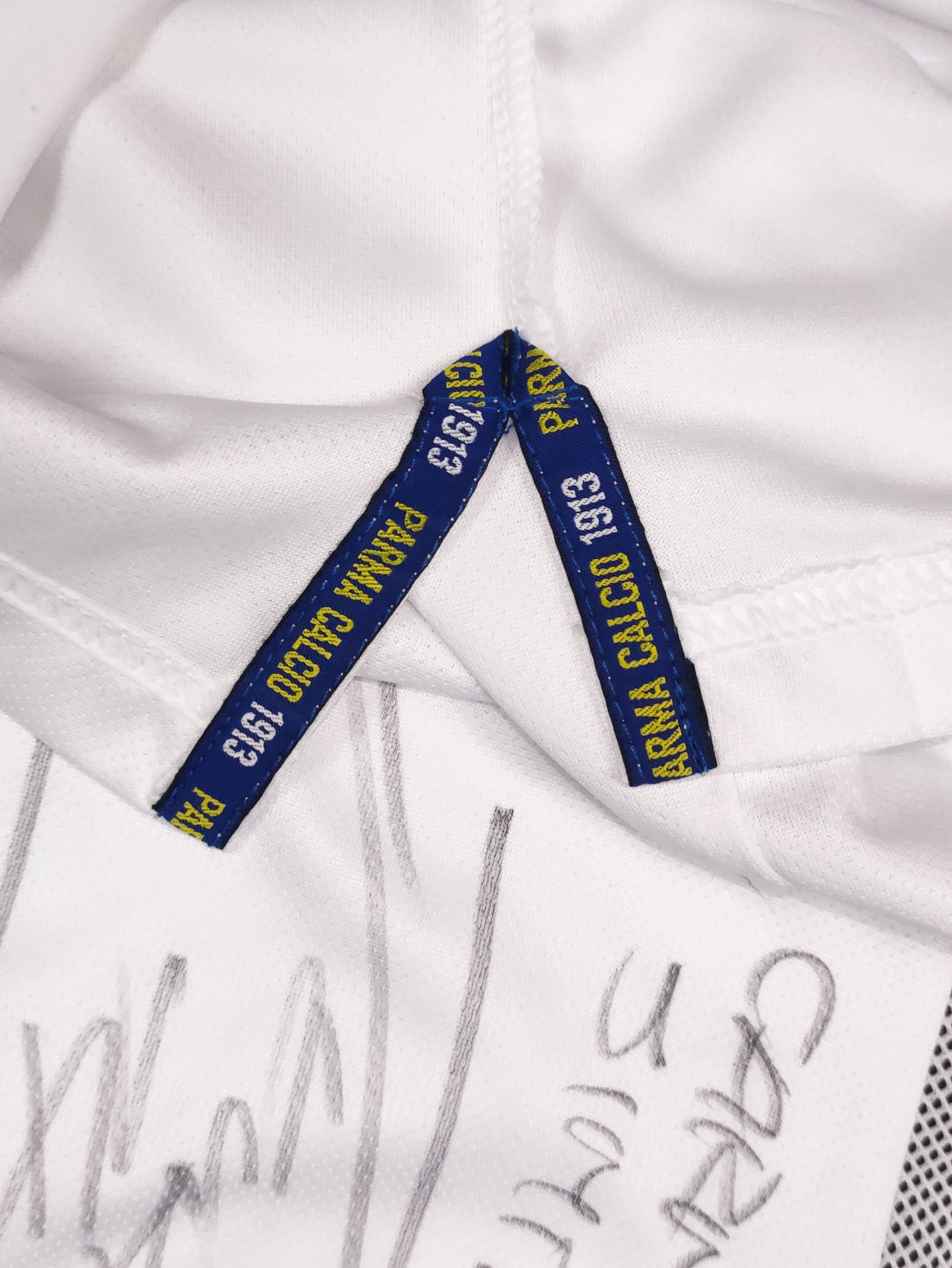 Errea Signed Matchworn Kurtić #14 Parma 2019 2020 Errea Home Shirt Size US XL / EU 56 / 4 - 7 Thumbnail