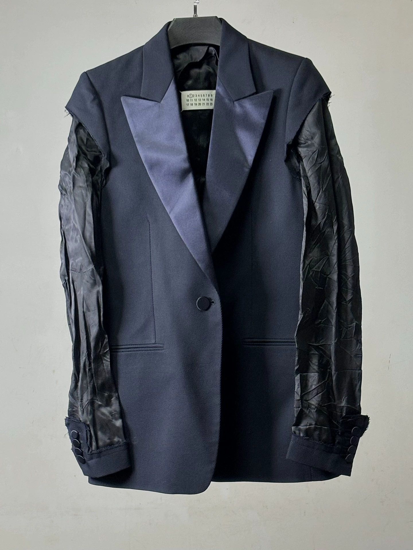 Maison Margiela Maison Margiela S/S17 Women's Deconstructed Suit 38 Size XS / US 0-2 / IT 36-38 - 2 Thumbnail