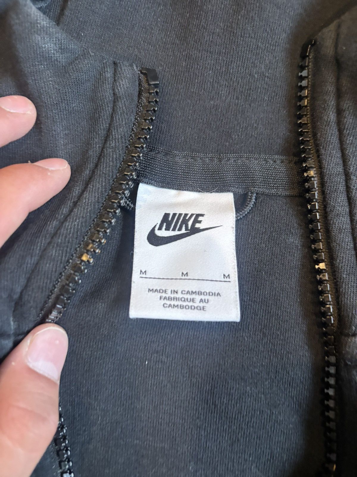 Nike Nike Tech Black Zipup Size US M / EU 48-50 / 2 - 2 Thumbnail