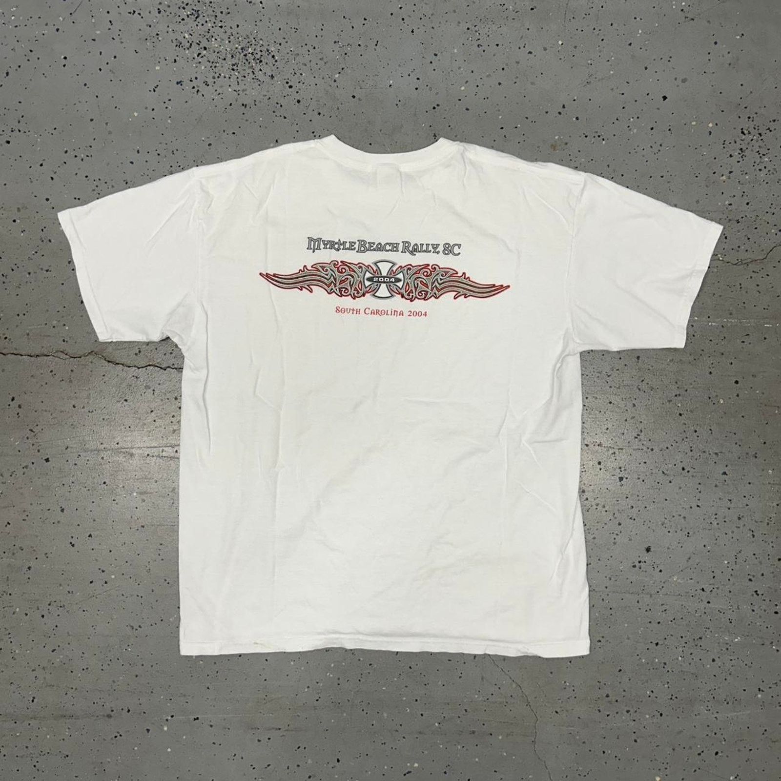 Anvil Y2K White and red Myrtle Beach Rally 2004 tee Size US XL / EU 56 / 4 - 7 Thumbnail