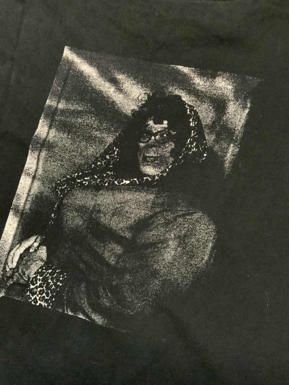 Champs Sport × Vintage Vintage 2005 Tyler Perry Madea Goes To Jail Live Play TShirt Size US XXL / EU 58 / 5 - 5 Thumbnail
