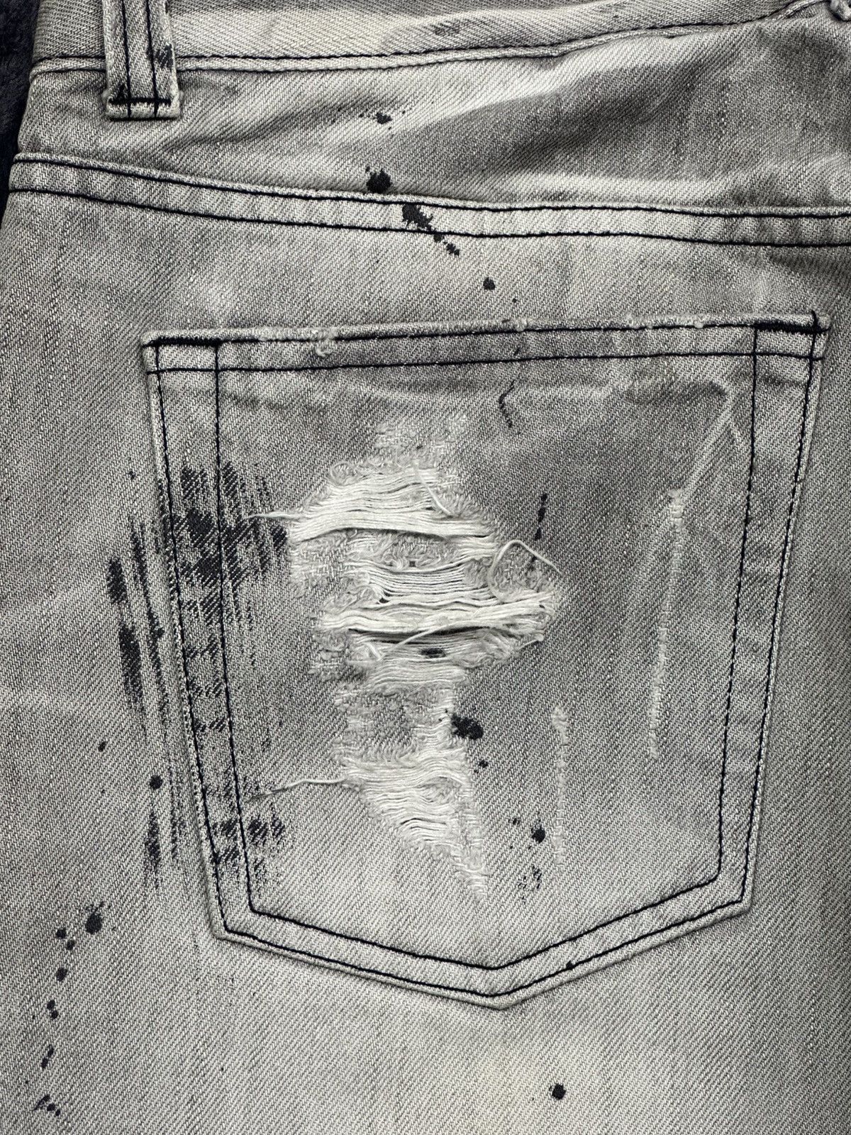 Lip Service Vintage LIP SERVICE Distressed Jeans with Painted & Faded Size US 31 - 7 Thumbnail