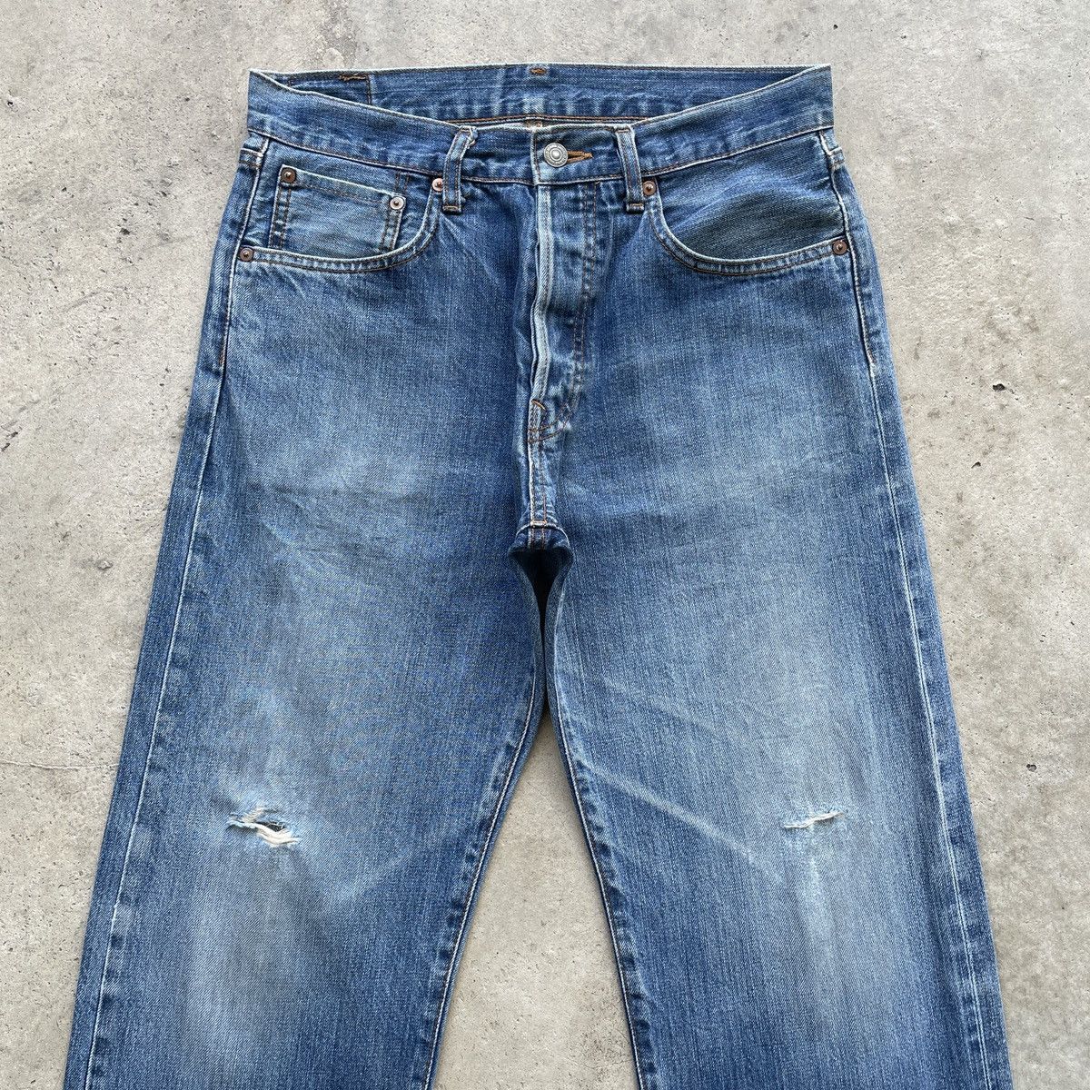 Japanese Brand Faded Blue Vintage Distressed Japanese Jeans Denim Pants W31 Size US 31 - 3 Thumbnail