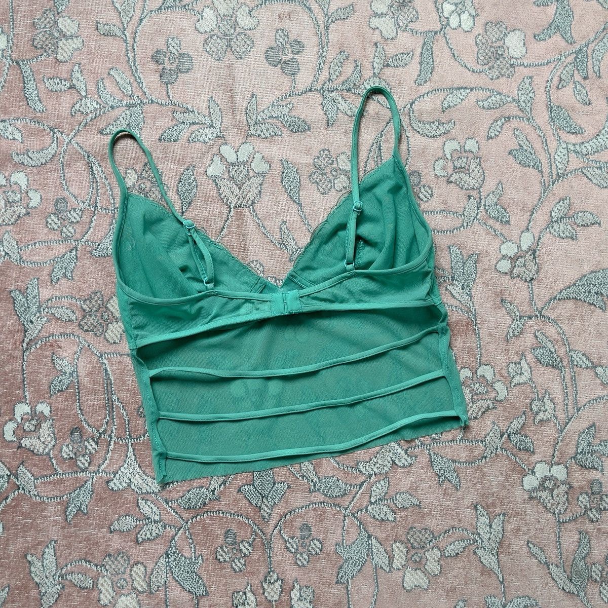 Other Adorable Green Floral Embroidered Mesh Sheer Camisole (S-M) Size M / US 6-8 / IT 42-44 - 9 Thumbnail