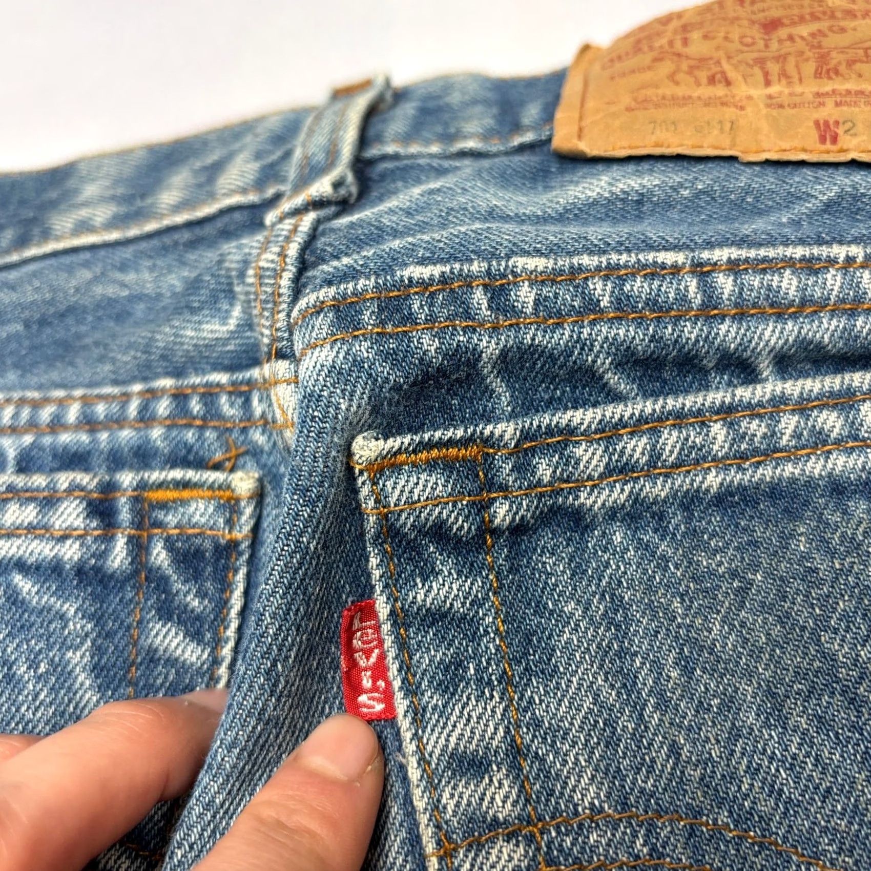 Levi's VINTAGE Levi's 701-0117 Student Fit Jeans Women 22x26 Blue Regular Straight Made in USA 80s 26x35 (22x26) Size 40" / US 18 - 5 Thumbnail