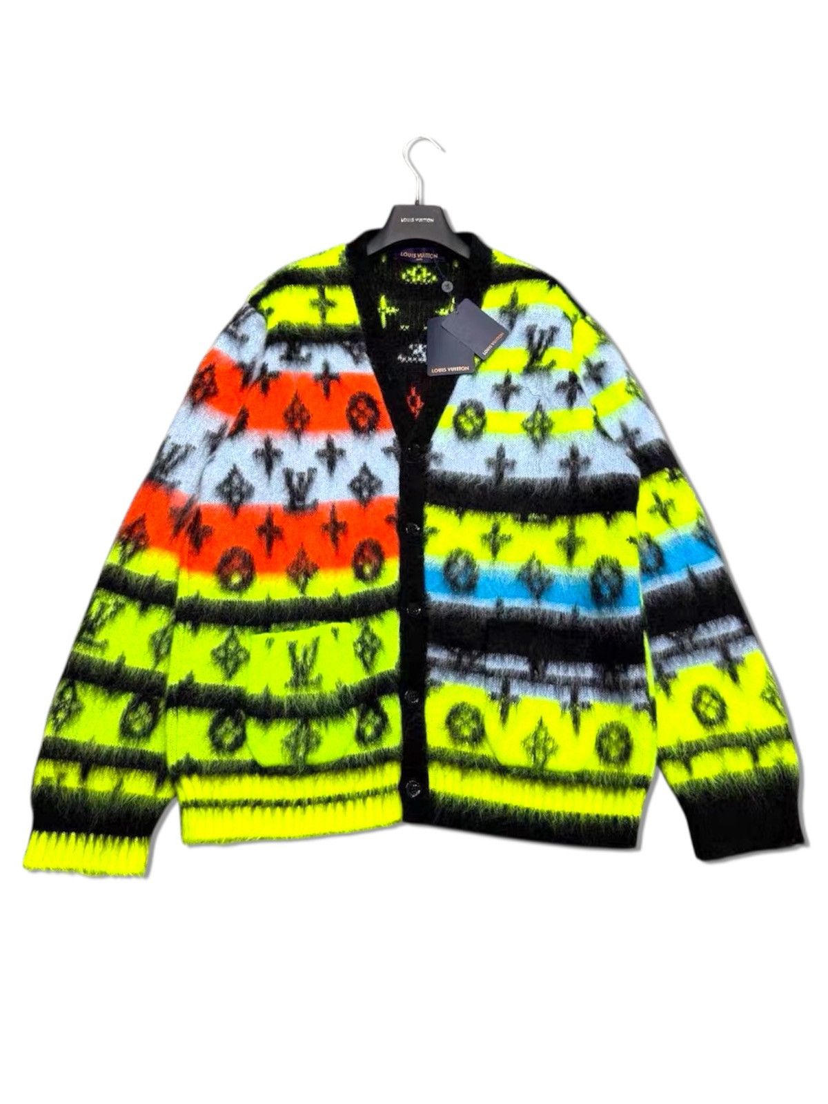 Louis Vuitton Louis Vuitton XL Mohair Cardigan Monogra knit Sweater Jacket Size US XL / EU 56 / 4 - 1 Thumbnail