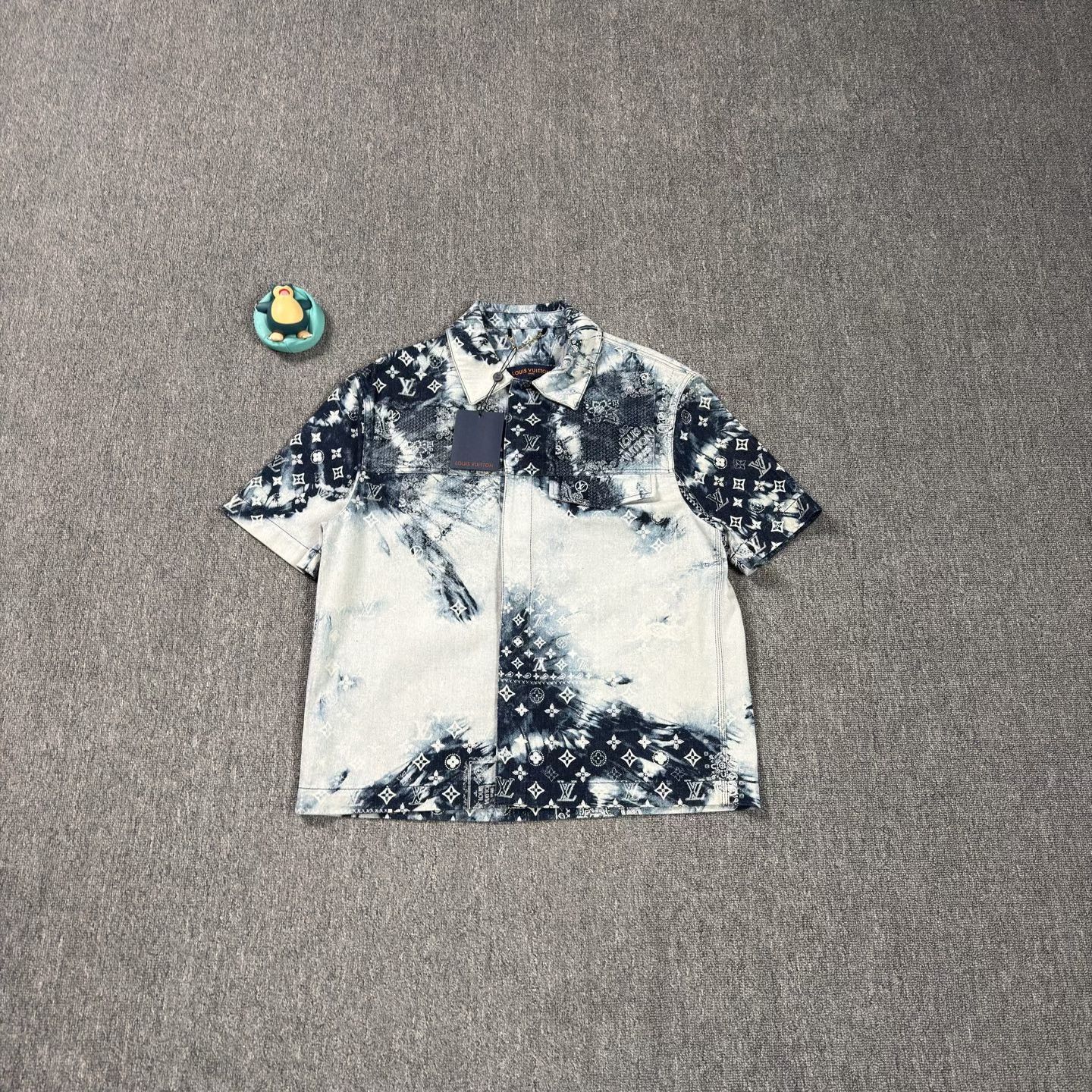 Louis Vuitton LV Paisley Print Short-Sleeve Shirt Size US S / EU 44-46 / 1 - 1 Thumbnail