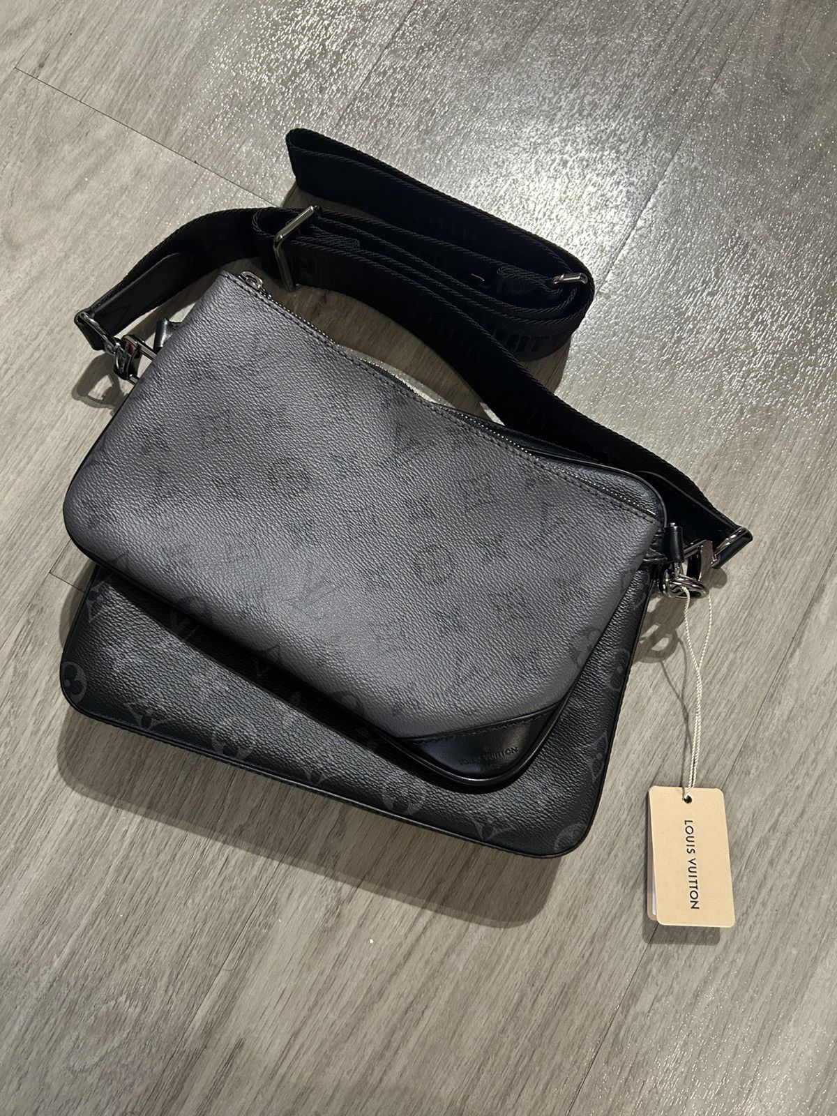 Louis Vuitton Louis vuitton trio messenger bag crossbody monogram eclipse Size ONE SIZE - 3 Thumbnail