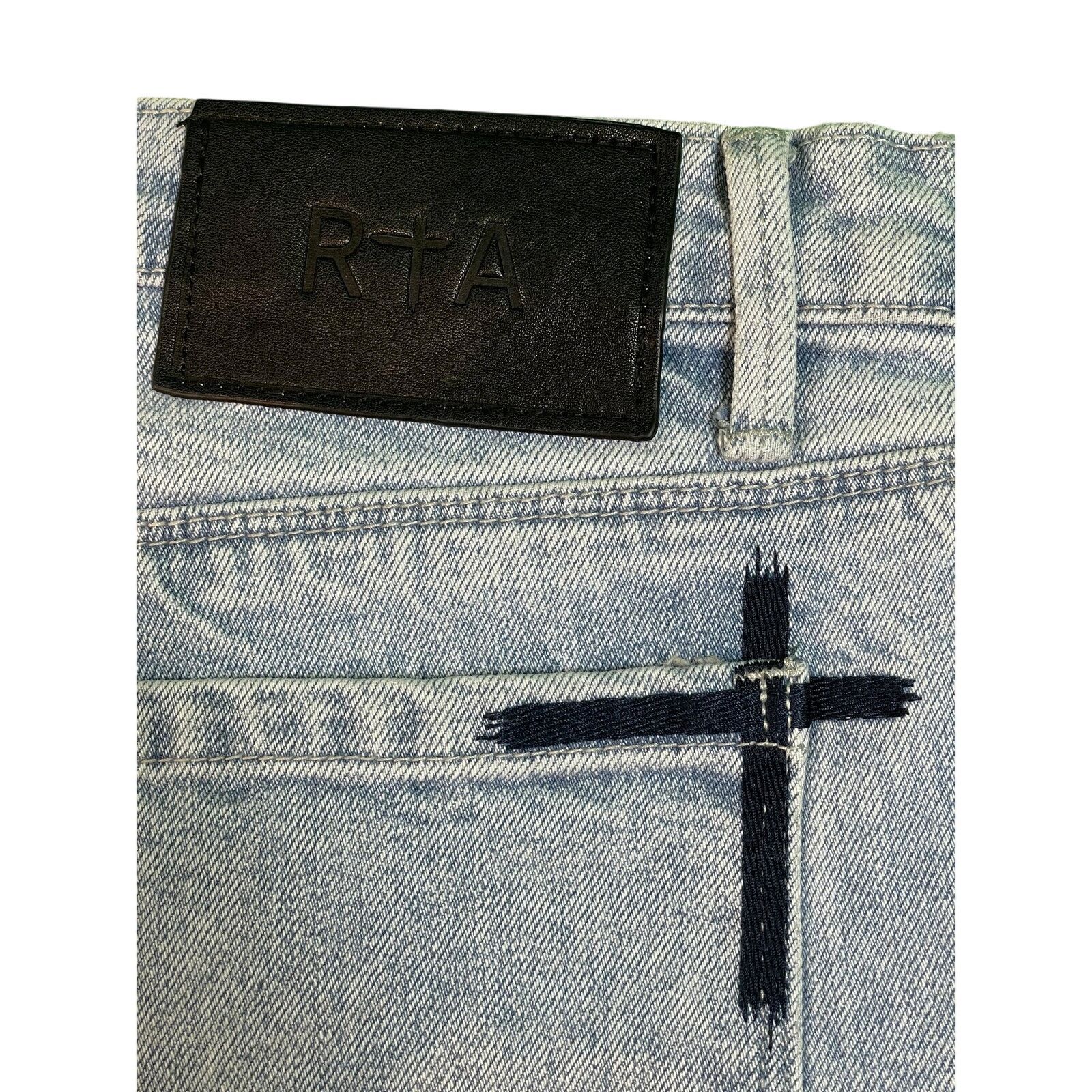 Rta RTA Light Wash Plain Blue Jeans Size US 31 - 3 Thumbnail
