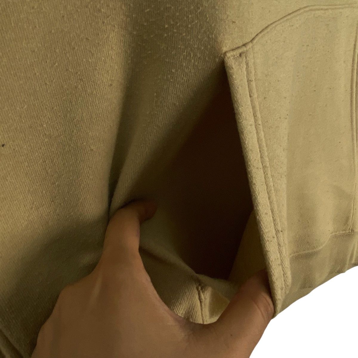 Designer × Vintage Vintage Attack On Titan Hoodie Sweater Beige Size US M / EU 48-50 / 2 - 6 Thumbnail