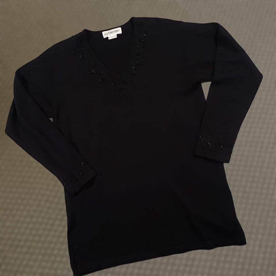 Vintage VINTAGE Outlander Sweater Women's Large Black V-Neck Sequin Beaded Knit Long Sleeve Pullover 80s 90s Party/Cocktail Casual Size L / US 10 / IT 46 - 1 Thumbnail