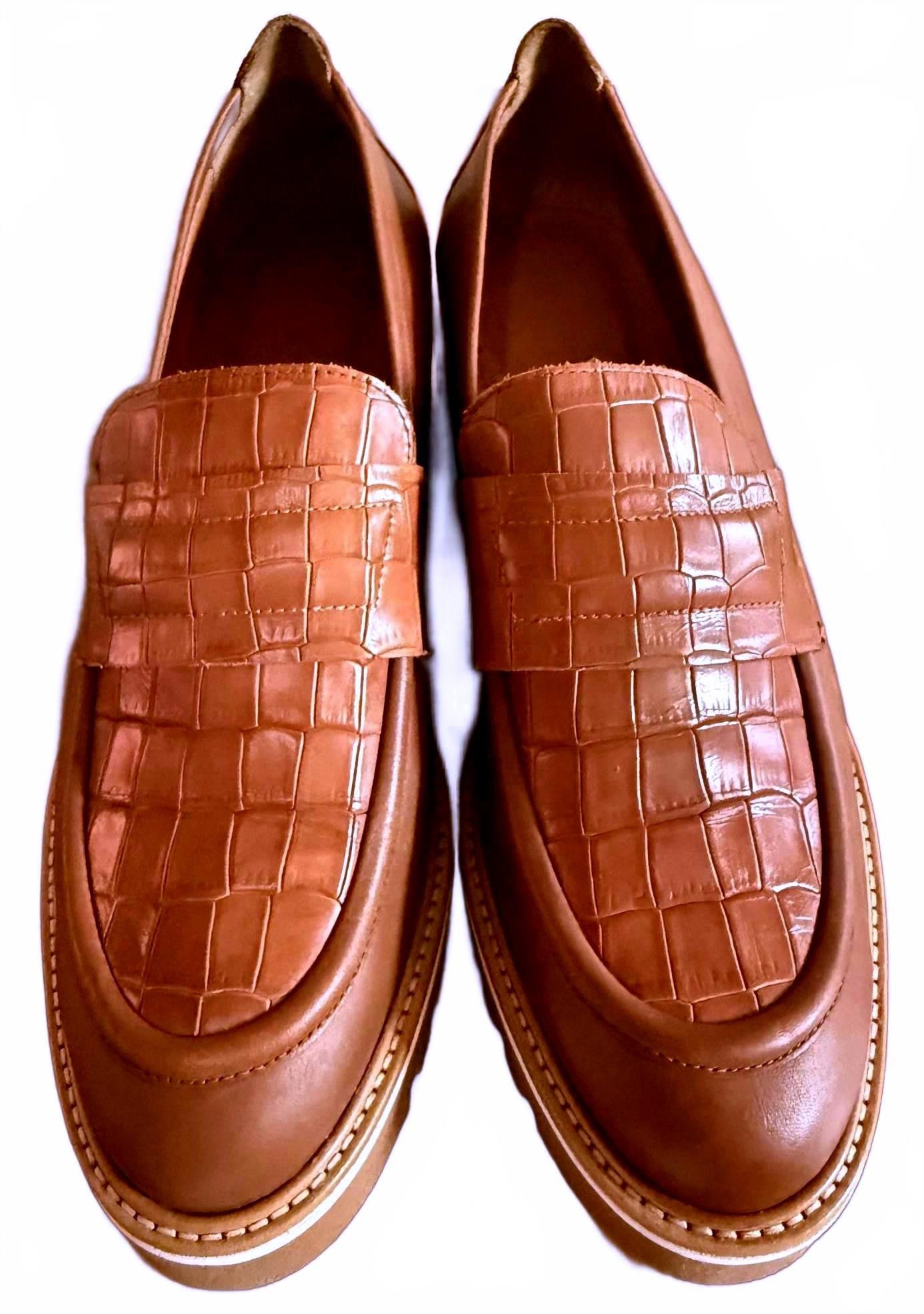 M.Gemi NWOT The Elsa Croco Printed Loafers-Size 40.5 / 9.5 Size US 9.5 / IT 39.5 - 2 Thumbnail