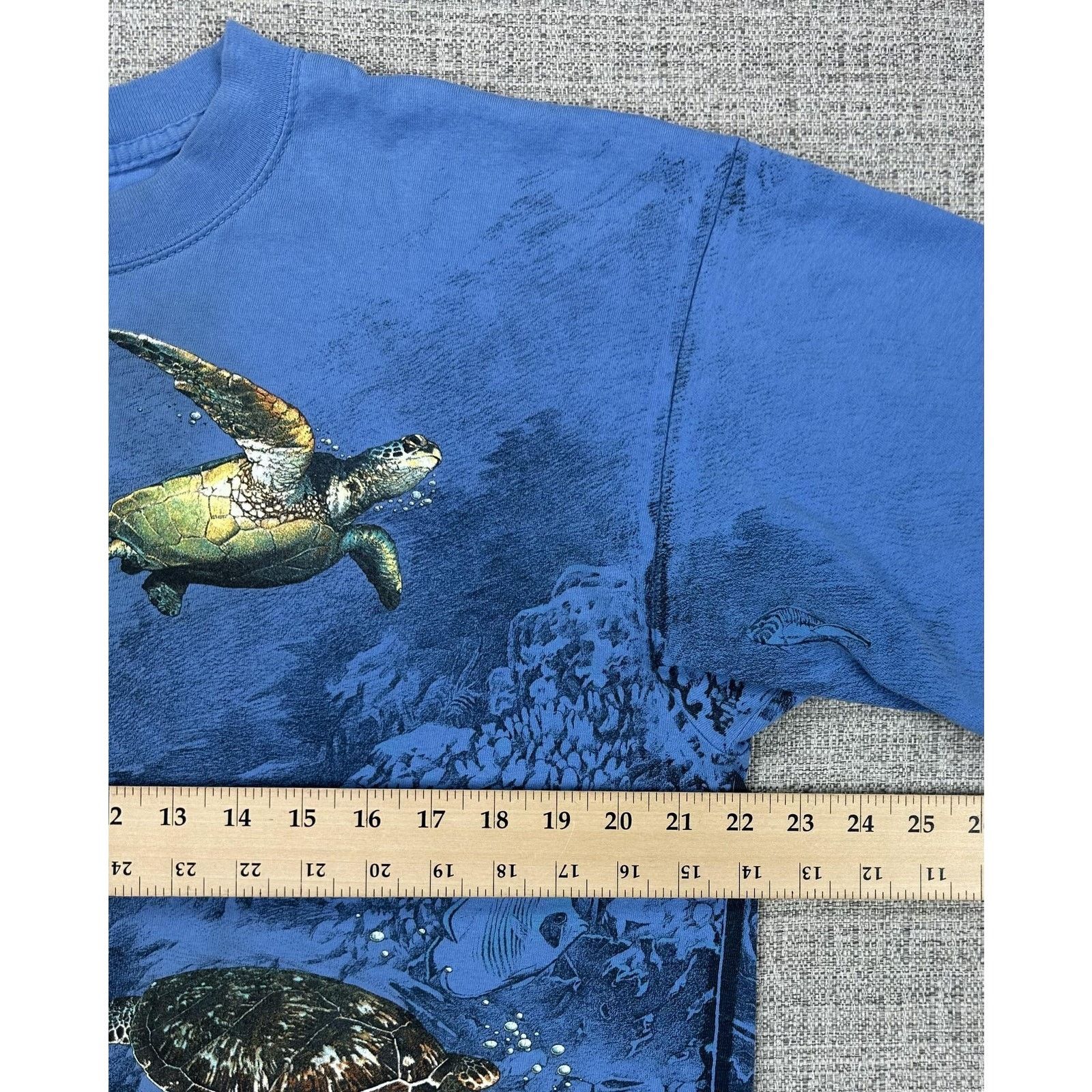 Gildan North Carolina Aquariums Shirt XL Wrap Around Sea Turtles Size US XL / EU 56 / 4 - 3 Thumbnail