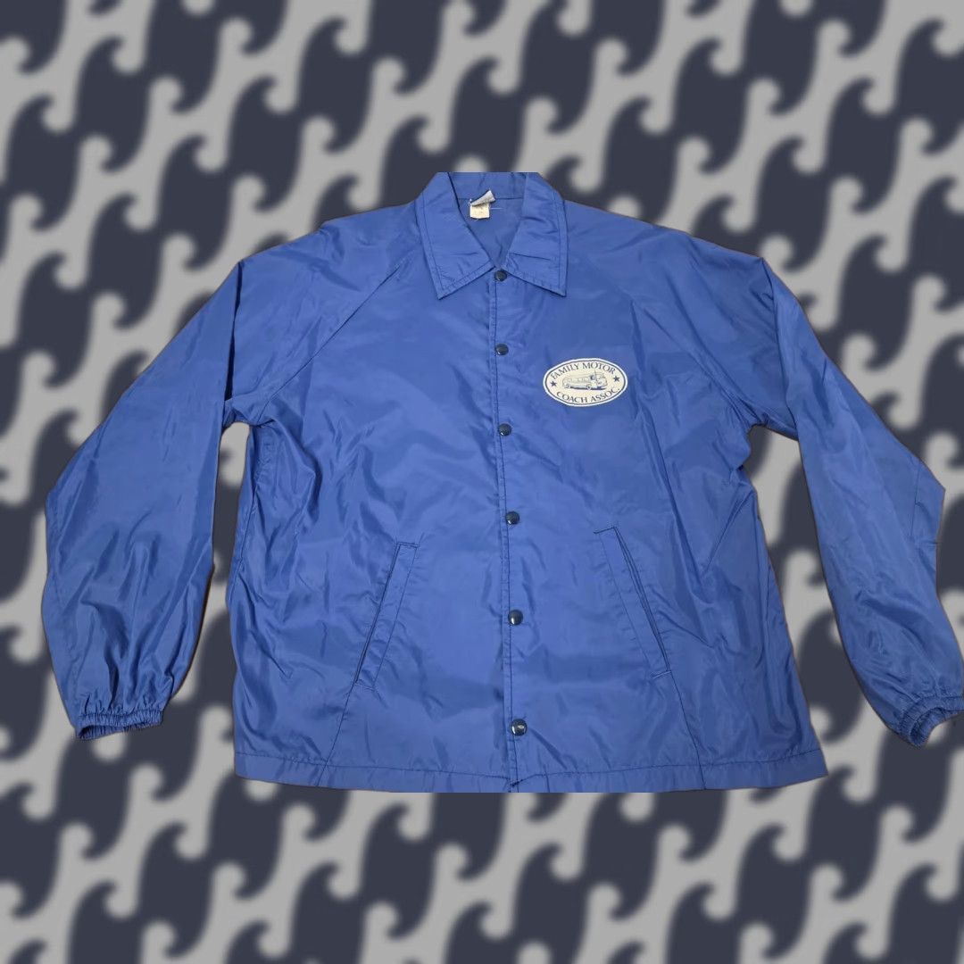 Champion VINTAGE Champion Jacket Mens Large Blue Coach Jacket Snap Made USA FMCA 80s Size US L / EU 52-54 / 3 - 1 Thumbnail
