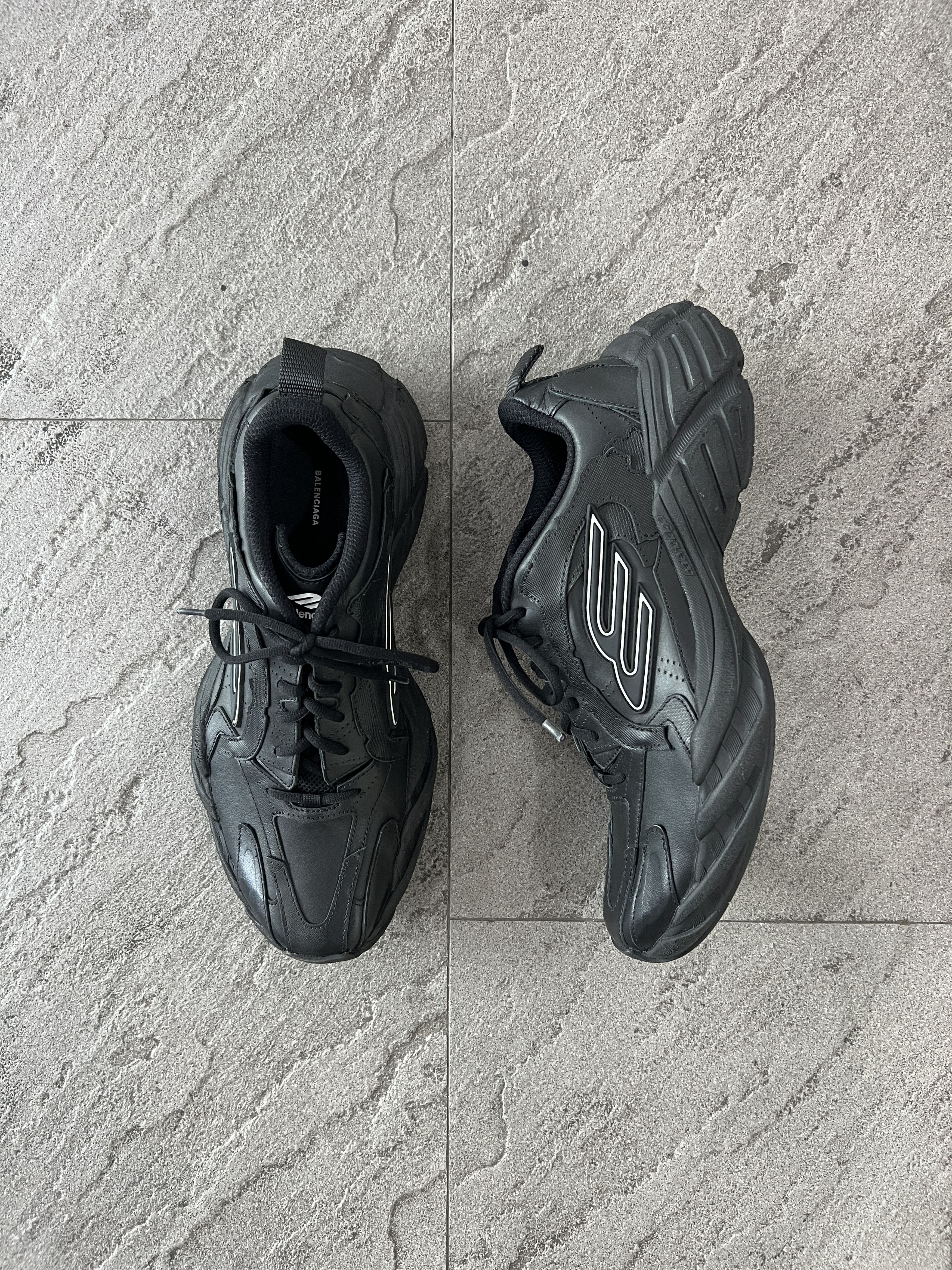 Balenciaga Monday Sneaker Triple Black EU43