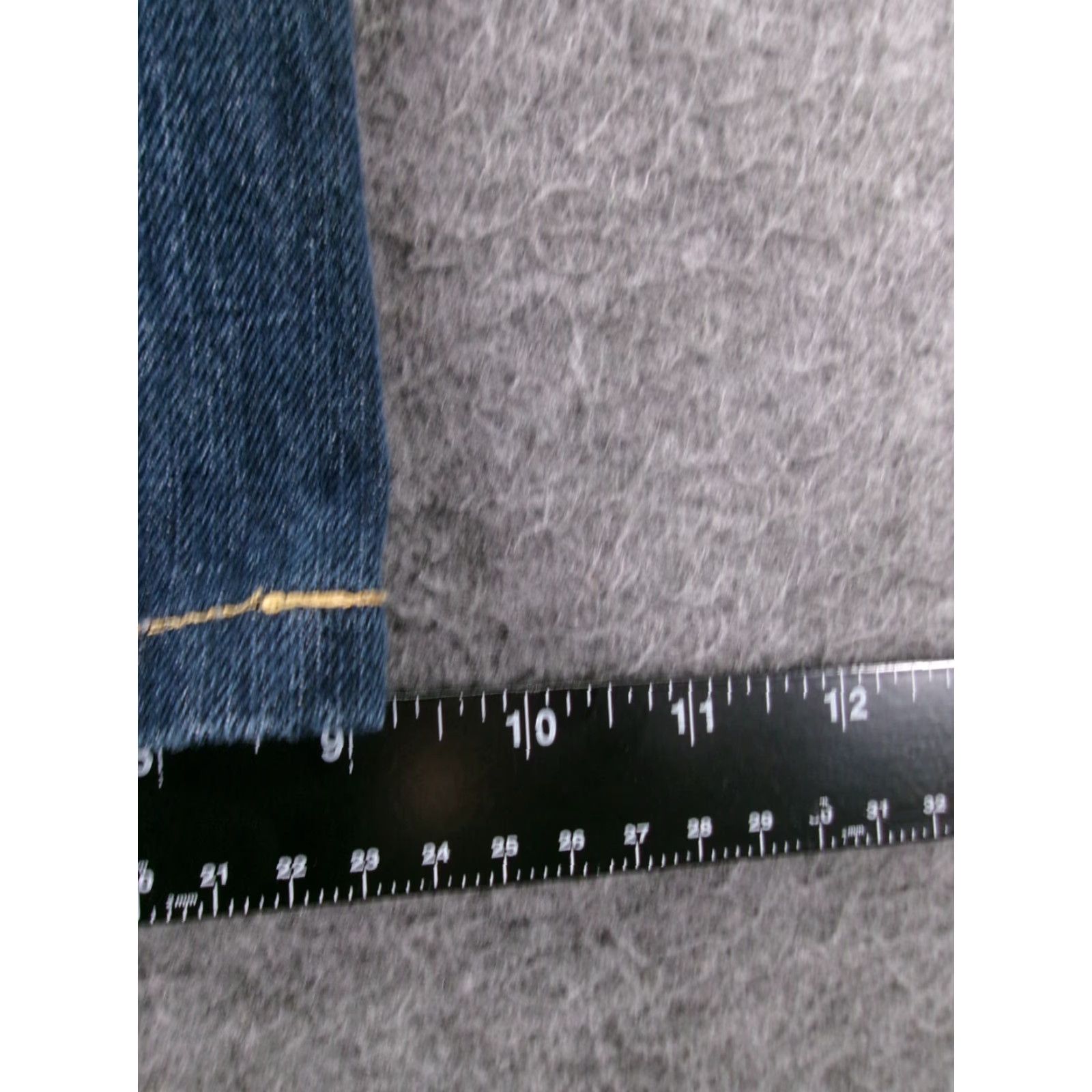 Vintage Concepts by Claiborne Jeans Men 36X27 Straight Leg Relaxed Fit Denim Blue 5-Pocket USA Western 80s 90s Logo Mens Size US 36 / EU 52 - 7 Thumbnail
