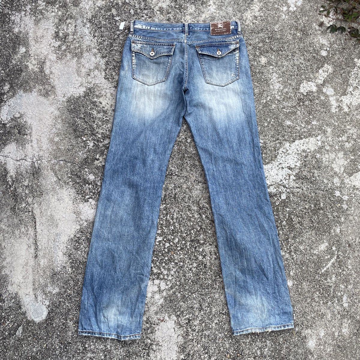 Burberry Vintage Burberry Black Label Distressed Denim Jeans Size 32" / US 10 / IT 46 - 7 Thumbnail