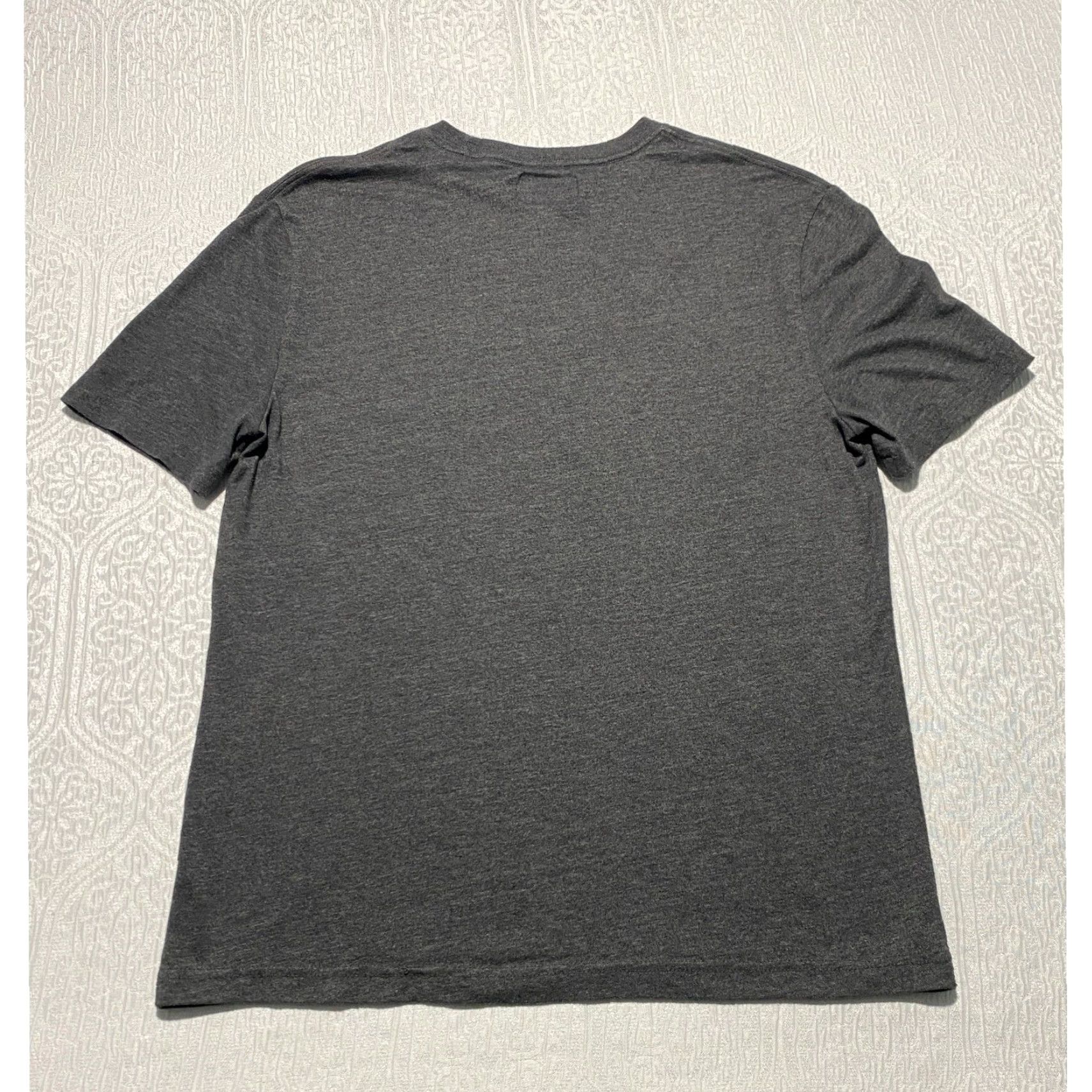 MLB Majestic Chicago Cubs MLB Graphic T-Shirt Mens M Charcoal Gray Short Sleeve Crew Neck Logo Crossed Bats Baseball Size US M / EU 48-50 / 2 - 2 Thumbnail