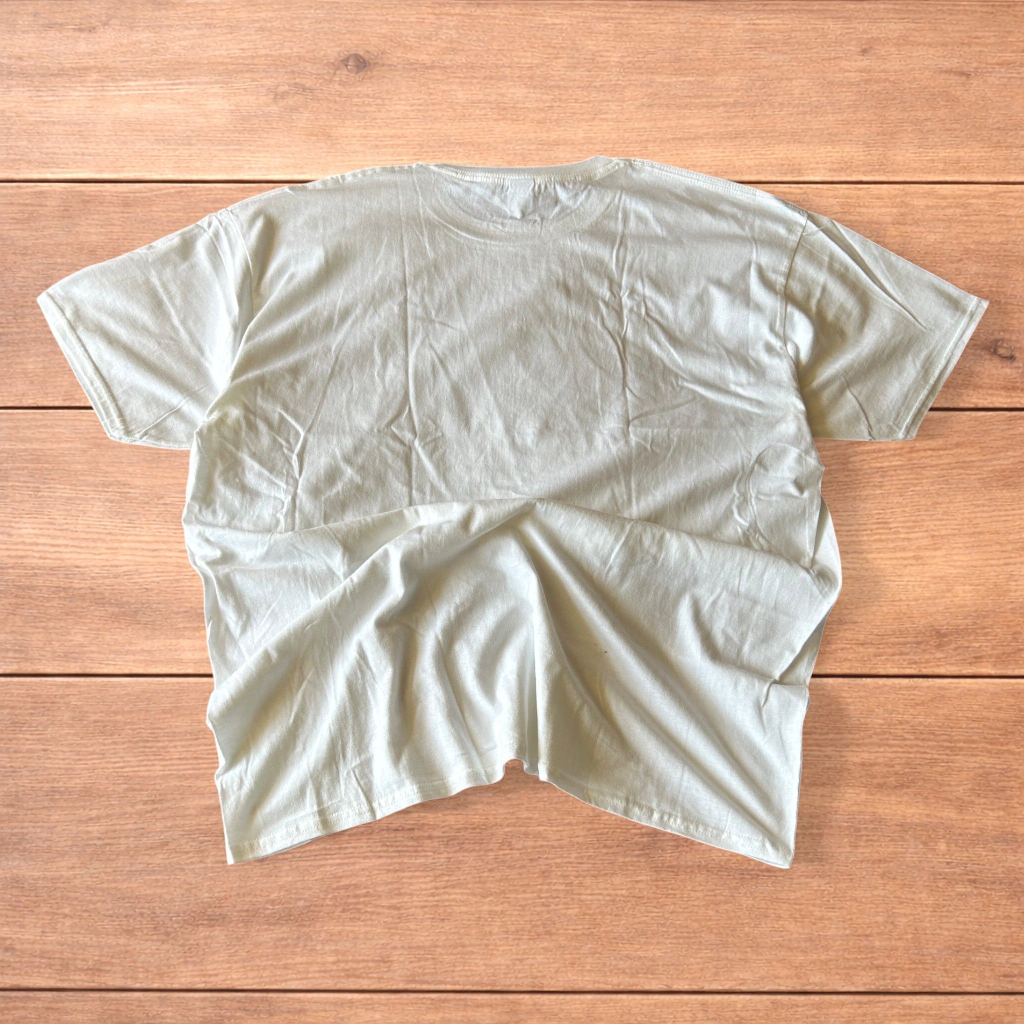 Japanese Brand Technics Music Dj tshirt in white with front graphic print. Size US L / EU 52-54 / 3 - 2 Thumbnail