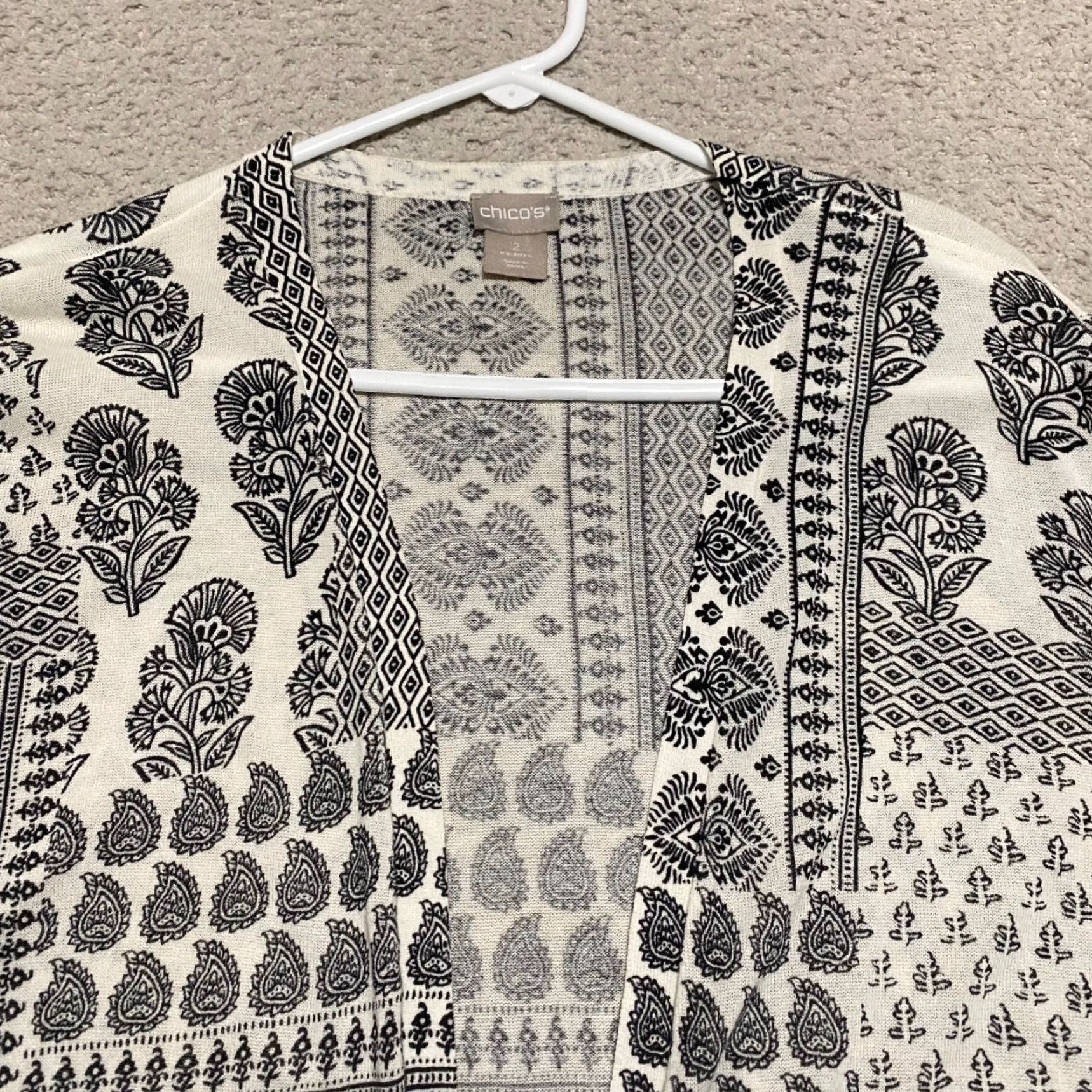 Vintage Chico’s Womens L Sweater Black Paisley Open Front Ruched Cuff Cardigan Knit Lightweight L/S Size L / US 10 / IT 46 - 3 Thumbnail