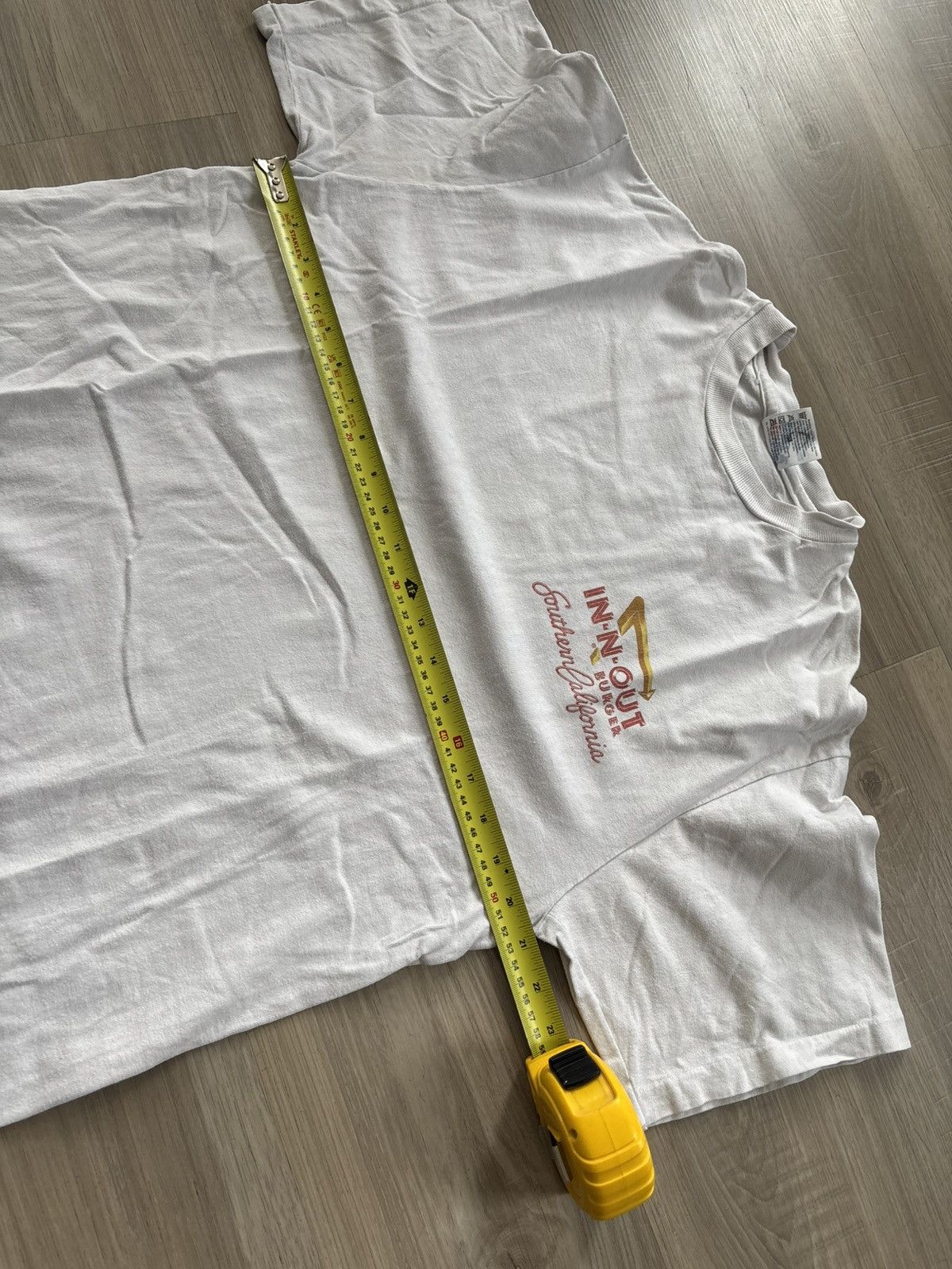Vintage Vintage In-N-Out Burger Graphic White Tee Size Large Size US L / EU 52-54 / 3 - 7 Thumbnail