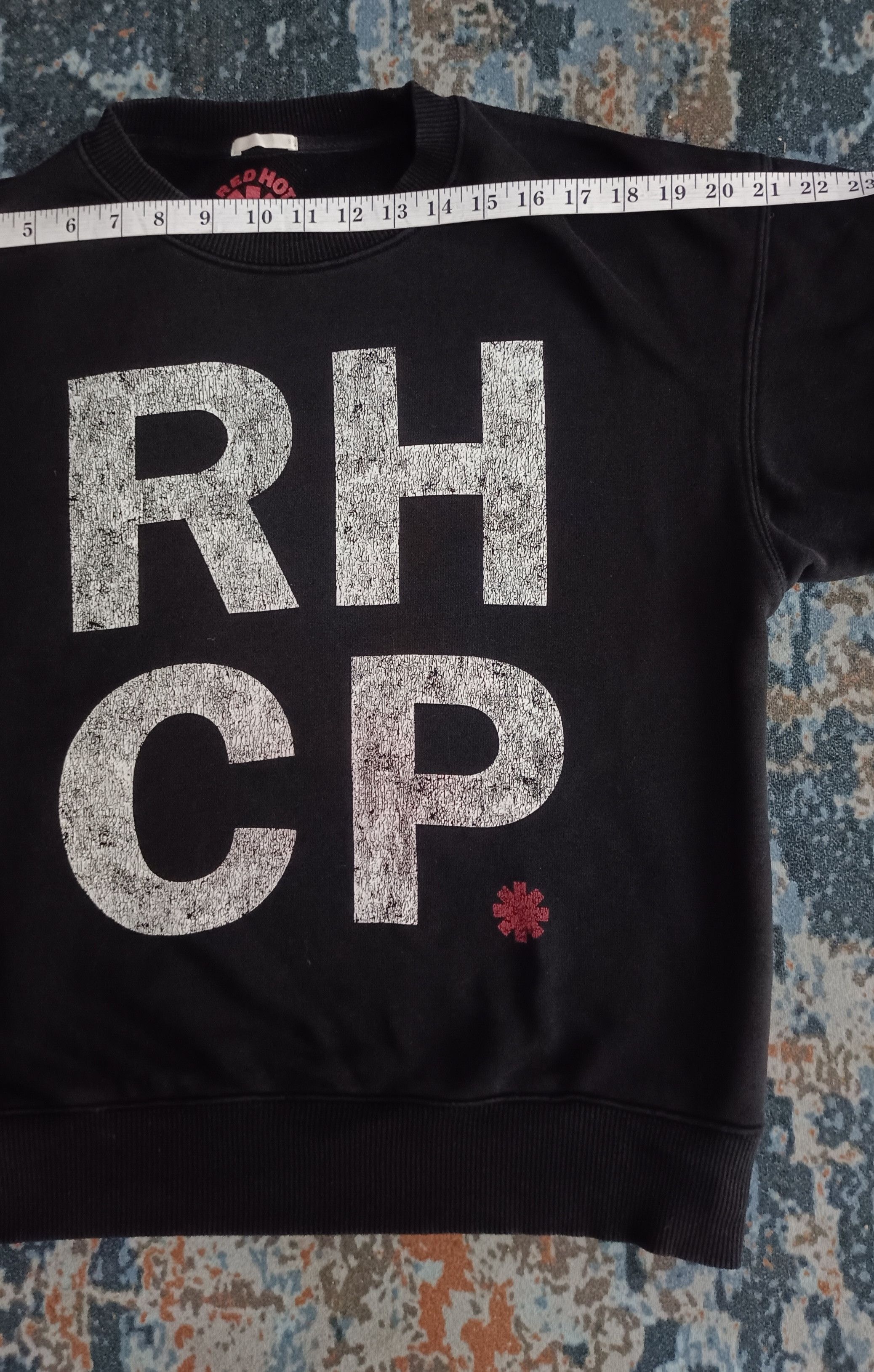 Band Tees × Uniqlo Red Hot Chili Papers Band Crewneck Sweatshirt Size US M / EU 48-50 / 2 - 10 Thumbnail