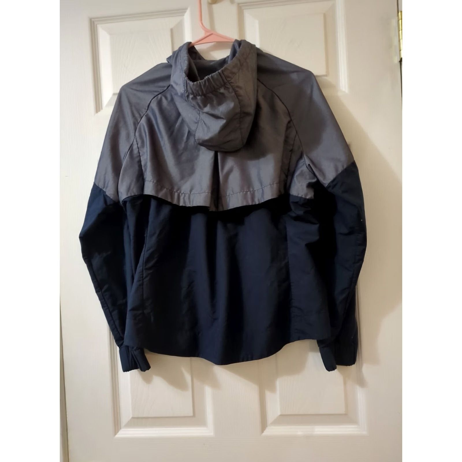 Nike VINTAGE Nike Windrunner Obsidian S Womens Jacket Zip Up Windrunner Nike Sportswear Athletic Jackets Activewear Size S Womens Obsidian Jacket Zip Up Size S / US 4 / IT 40 - 4 Thumbnail