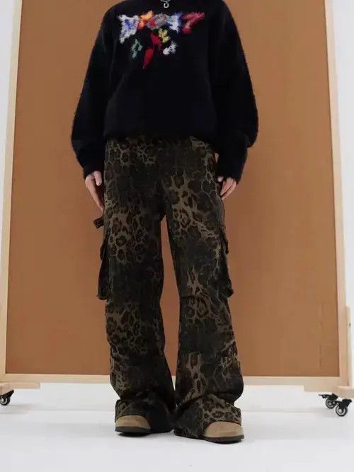Jean Vintage multi-pocket leopard print work casual trousers Size US 32 / EU 48 - 3 Thumbnail
