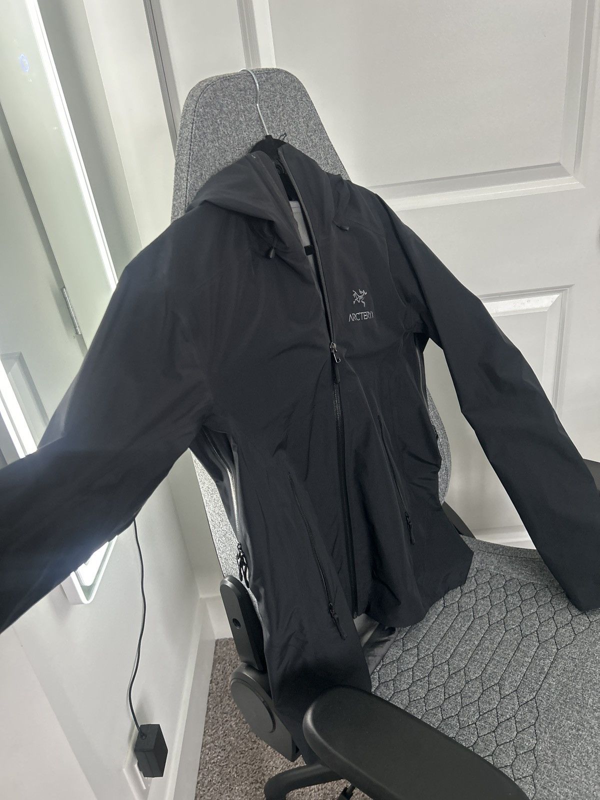 Arc'teryx Arc’teryx Belt LT Mens Jacket Black Size US M / EU 48-50 / 2 - 6 Thumbnail