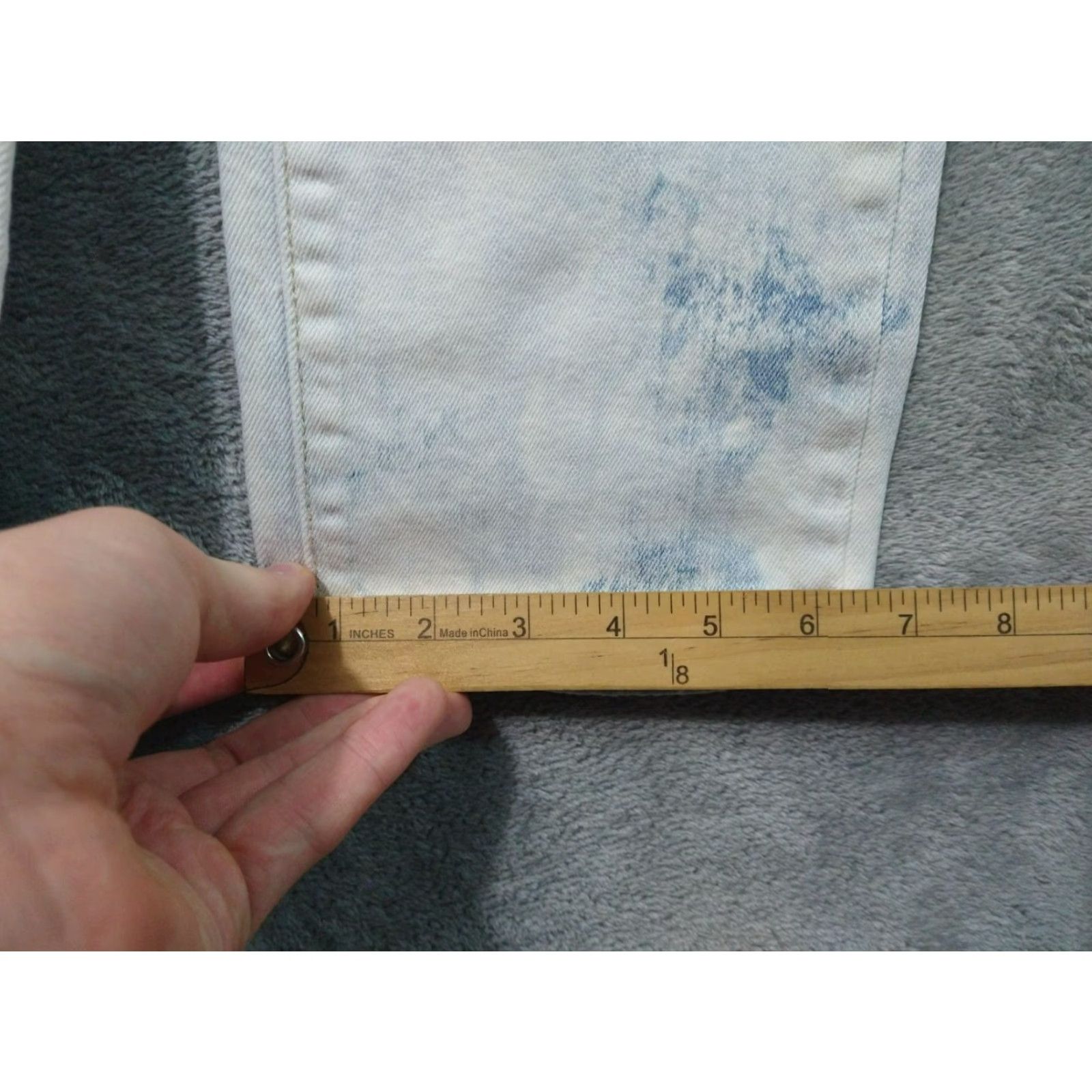 American Eagle Outfitters American Eagle Jeans Womens 4 Denim Blue Straight Stretch Distressed Acid Wash Size 27" / US 4 / IT 40 - 6 Thumbnail