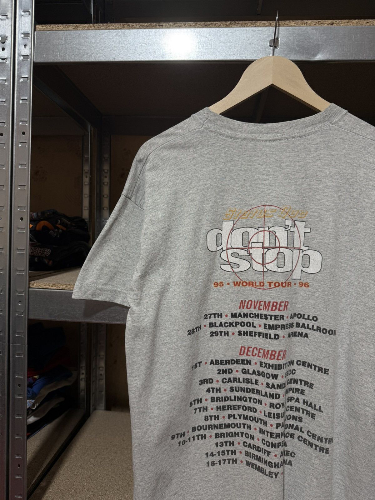 Band Tees × Vintage Vintage Status Quo Don’t Stop World Tour 1995 Retro T-Shirt Size US L / EU 52-54 / 3 - 4 Thumbnail